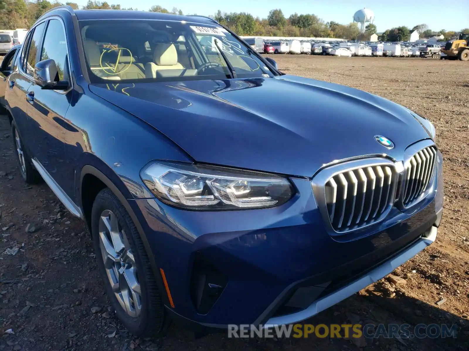 1 Photograph of a damaged car 5UX53DP05N9J31386 BMW X3 2022