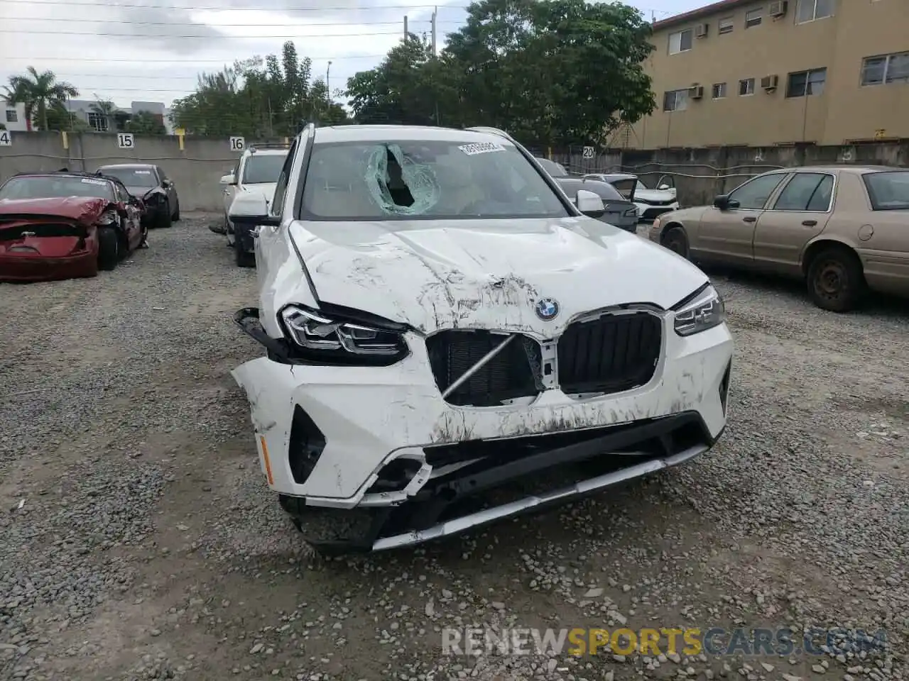 1 Photograph of a damaged car 5UX53DP05N9J74934 BMW X3 2022