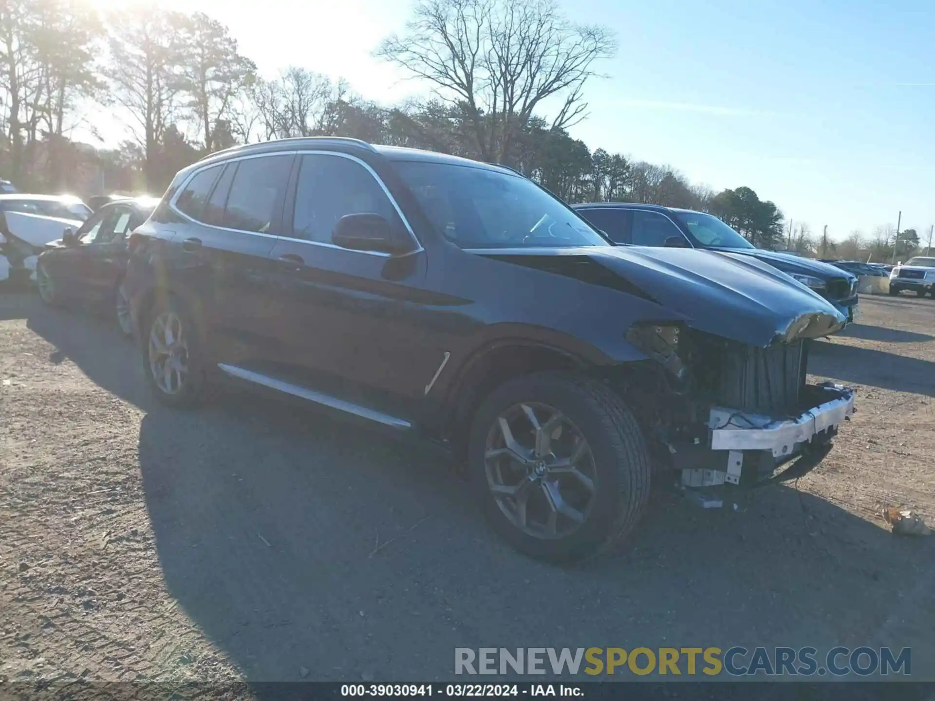 1 Photograph of a damaged car 5UX53DP05N9K46442 BMW X3 2022