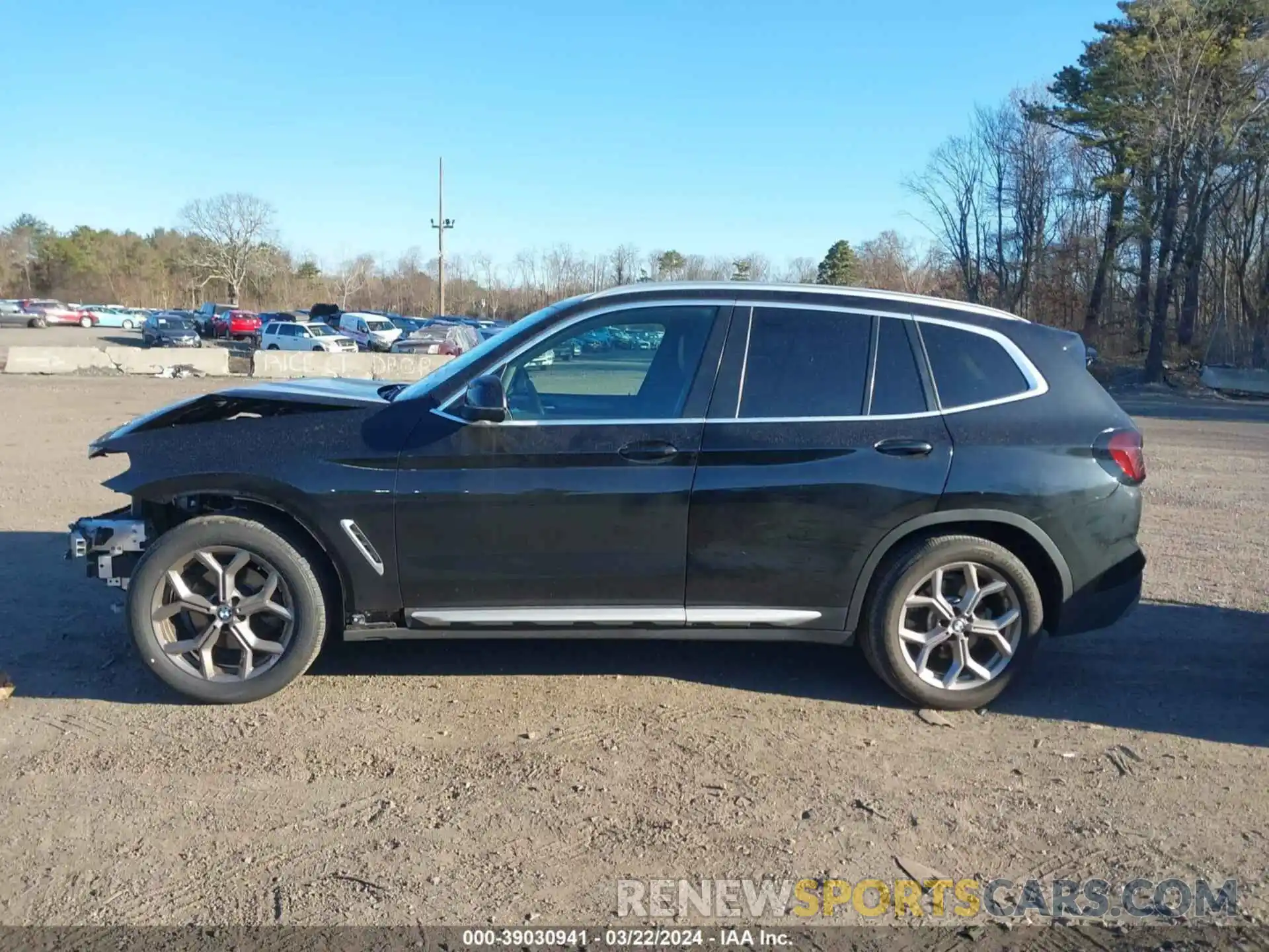 14 Photograph of a damaged car 5UX53DP05N9K46442 BMW X3 2022