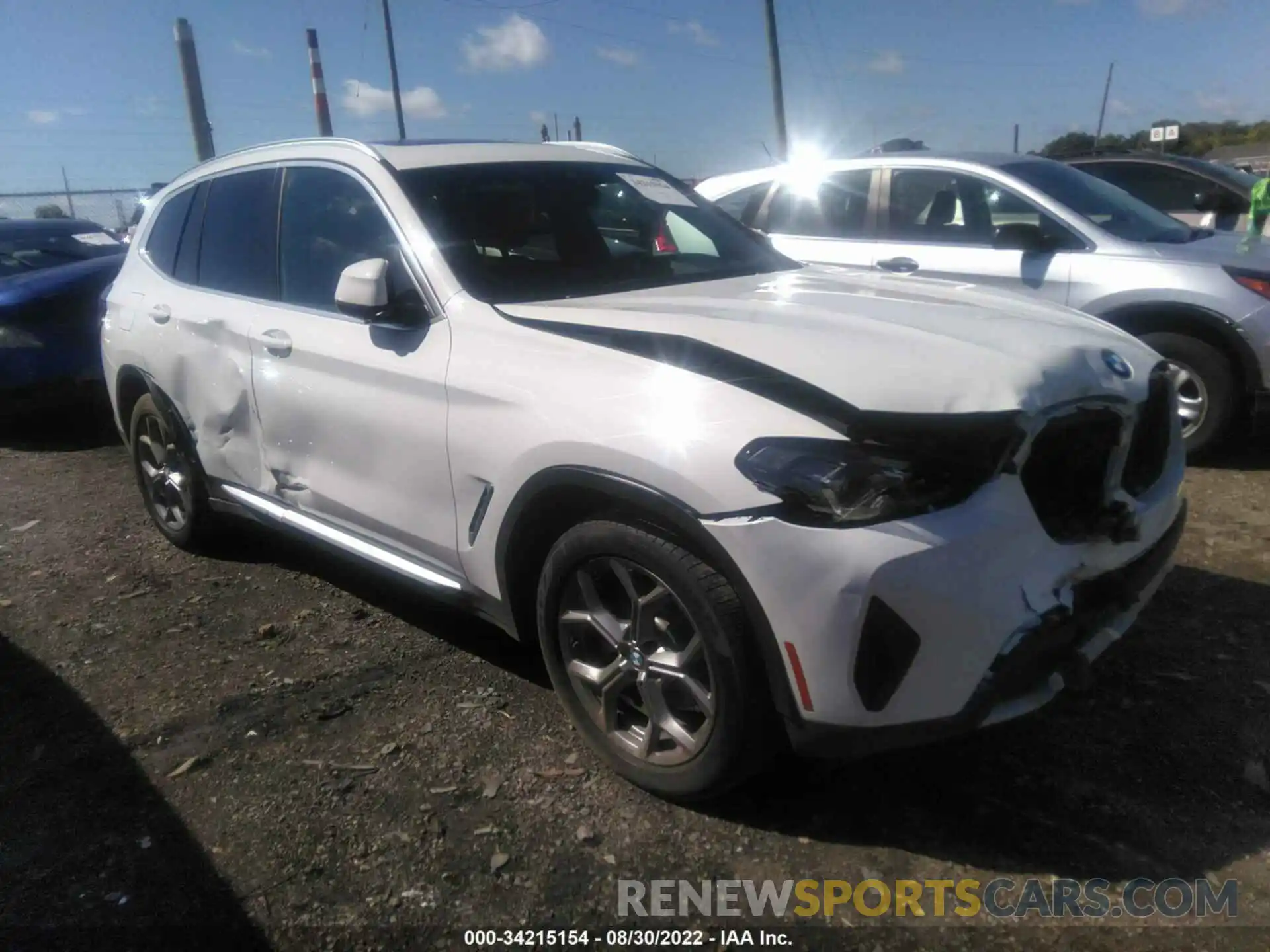 1 Photograph of a damaged car 5UX53DP05N9K54007 BMW X3 2022