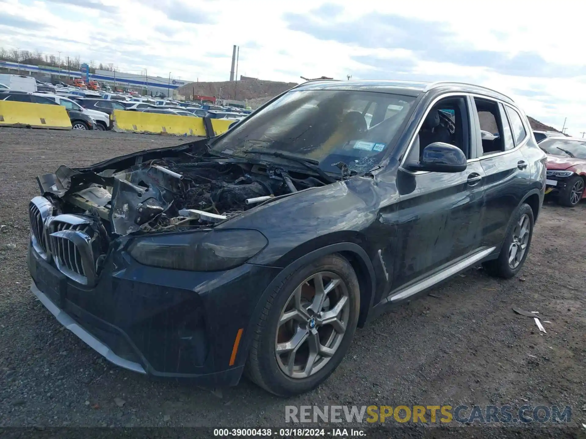 2 Photograph of a damaged car 5UX53DP05N9K72121 BMW X3 2022