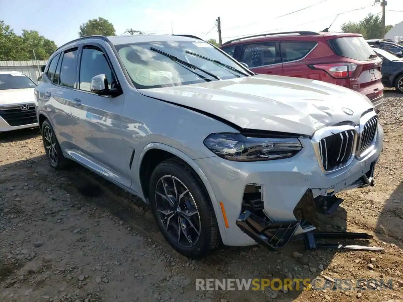 1 Photograph of a damaged car 5UX53DP05N9M75770 BMW X3 2022