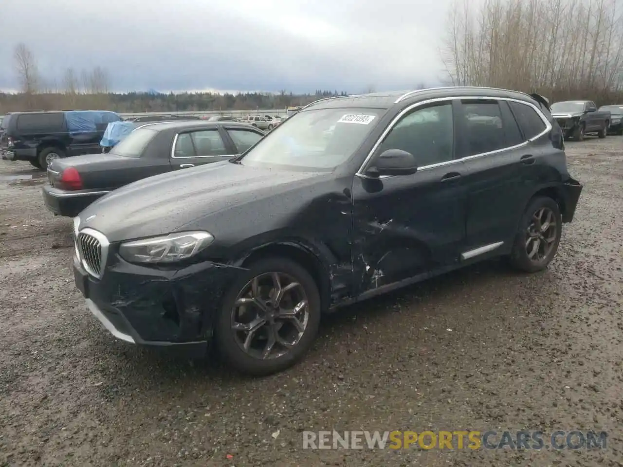 1 Photograph of a damaged car 5UX53DP05N9M87210 BMW X3 2022