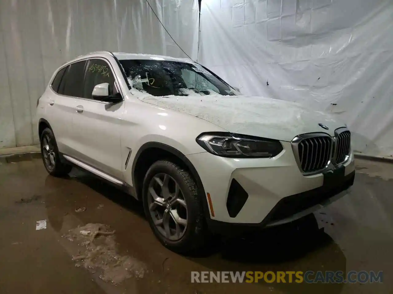 1 Photograph of a damaged car 5UX53DP06N9J74781 BMW X3 2022