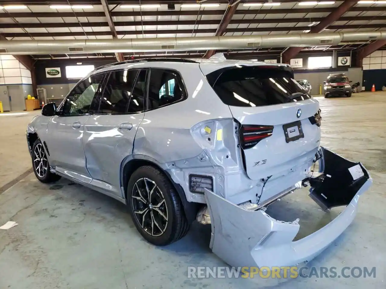 3 Photograph of a damaged car 5UX53DP07N9J31454 BMW X3 2022