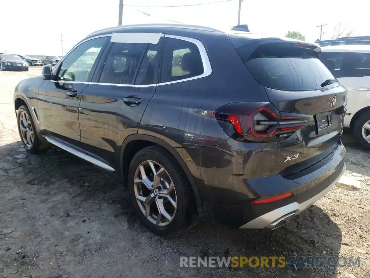 3 Photograph of a damaged car 5UX53DP07N9J57780 BMW X3 2022