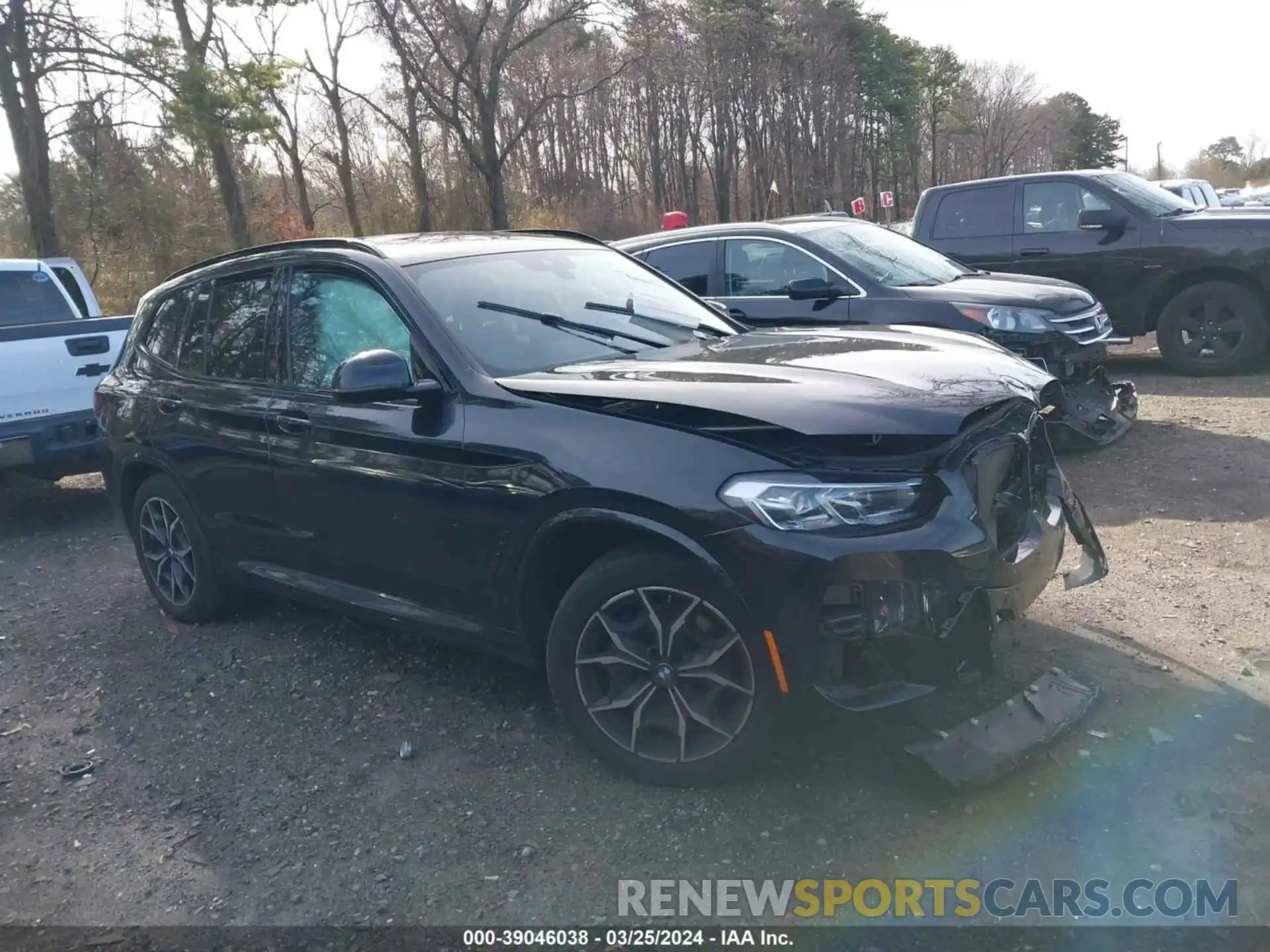 1 Photograph of a damaged car 5UX53DP07N9M75348 BMW X3 2022