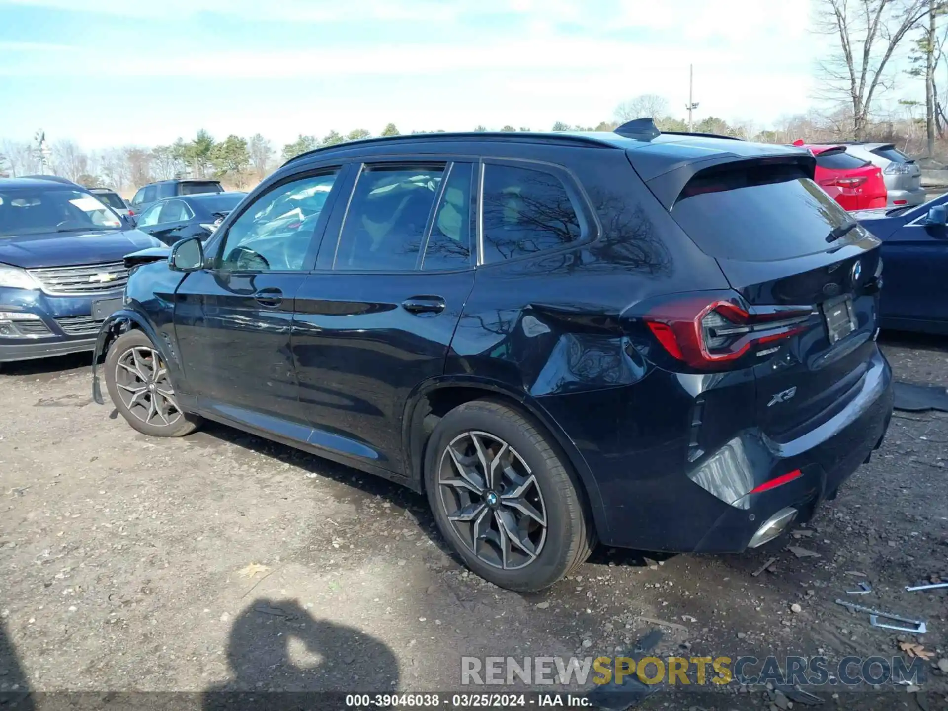 3 Photograph of a damaged car 5UX53DP07N9M75348 BMW X3 2022