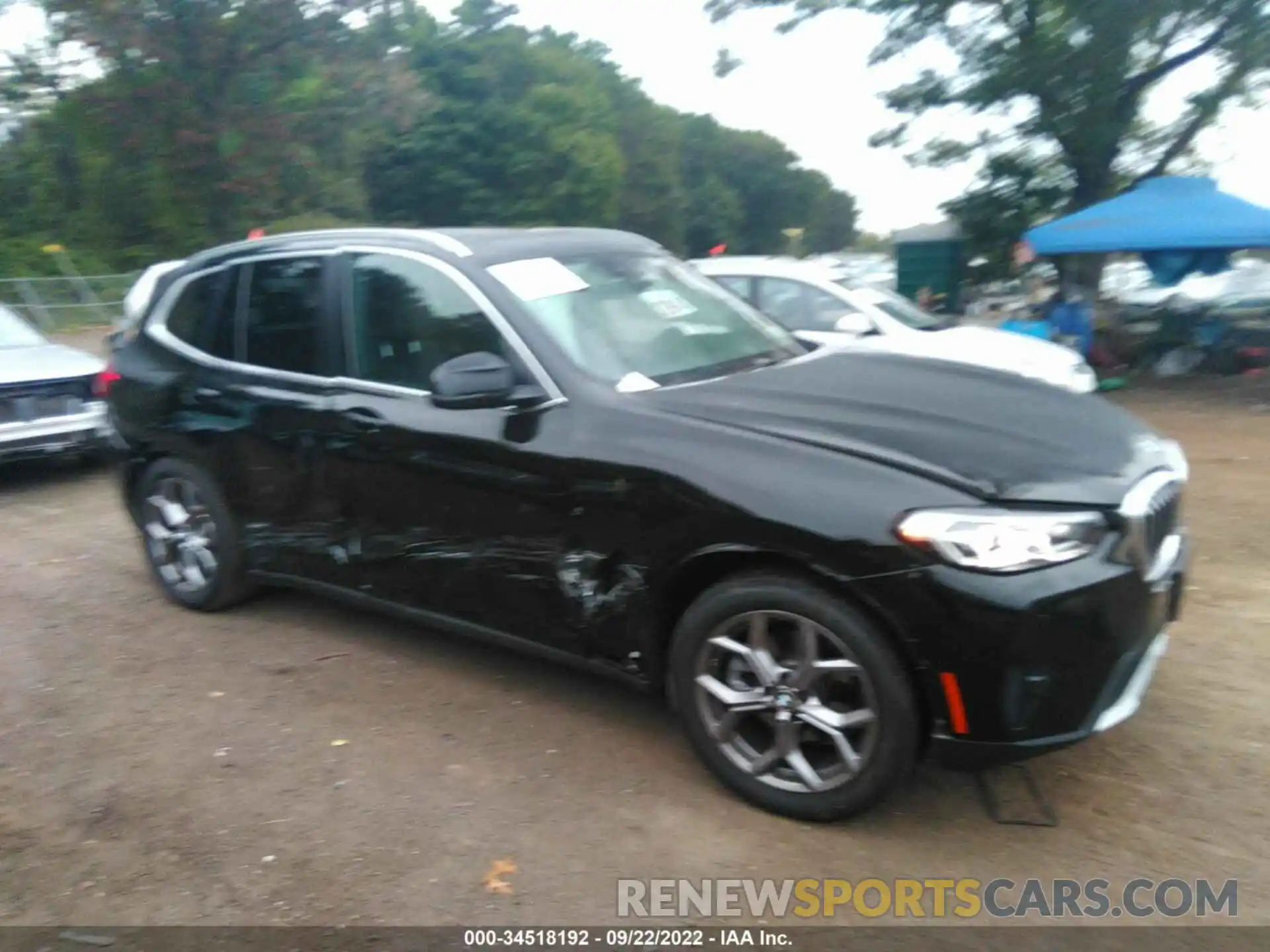 1 Photograph of a damaged car 5UX53DP08N9K32275 BMW X3 2022