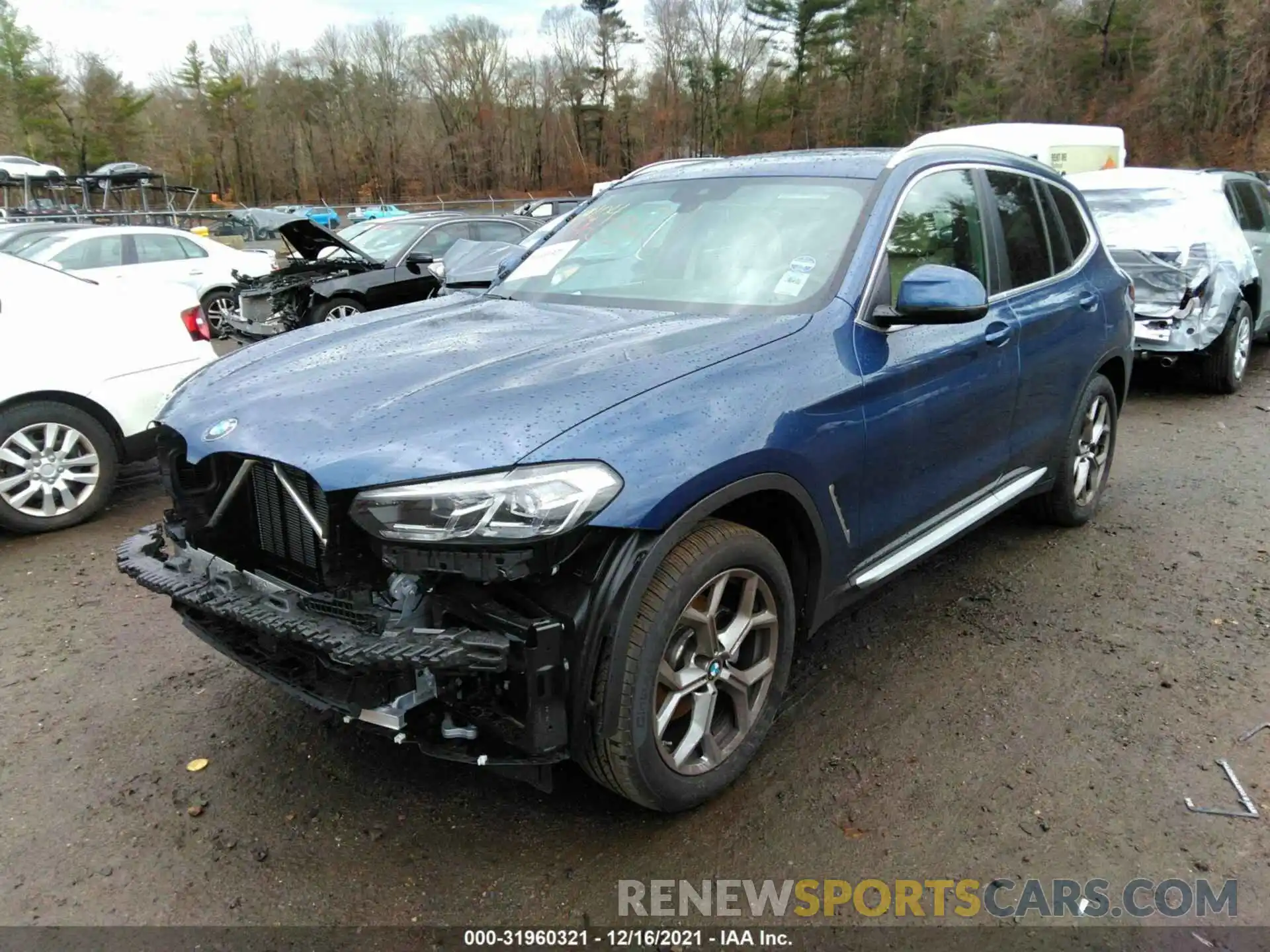 2 Photograph of a damaged car 5UX53DP09N9J32038 BMW X3 2022