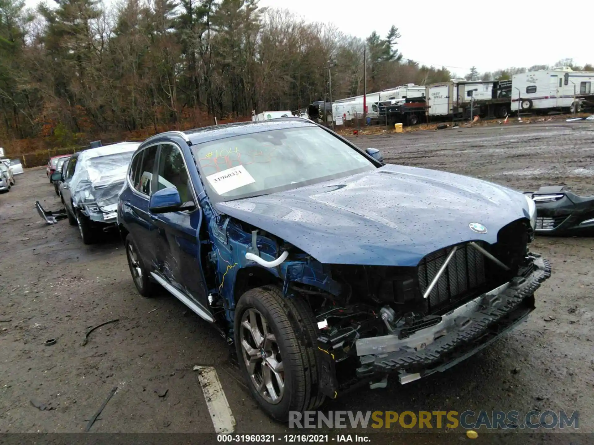 6 Photograph of a damaged car 5UX53DP09N9J32038 BMW X3 2022