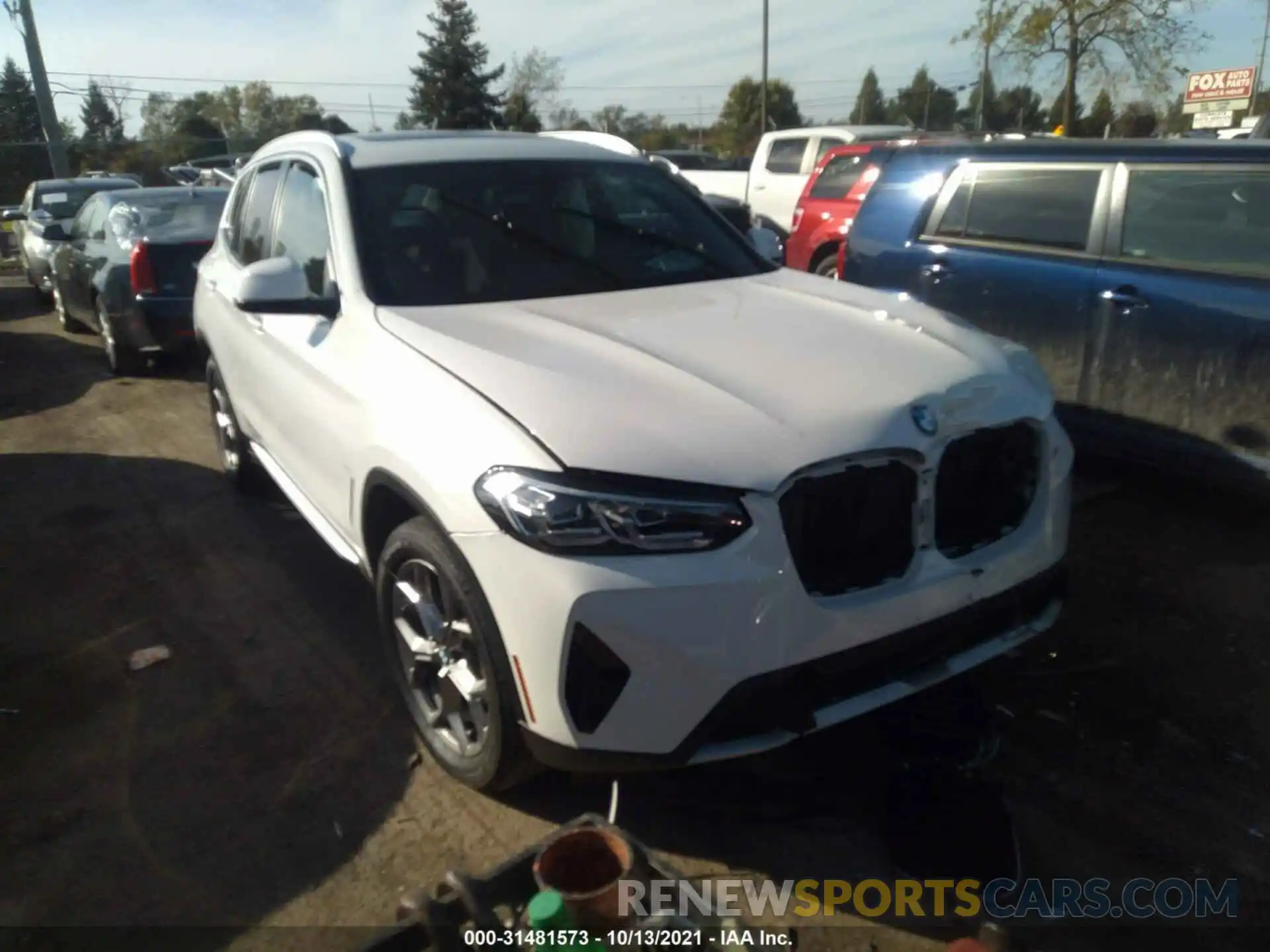 1 Photograph of a damaged car 5UX53DP09N9J63385 BMW X3 2022