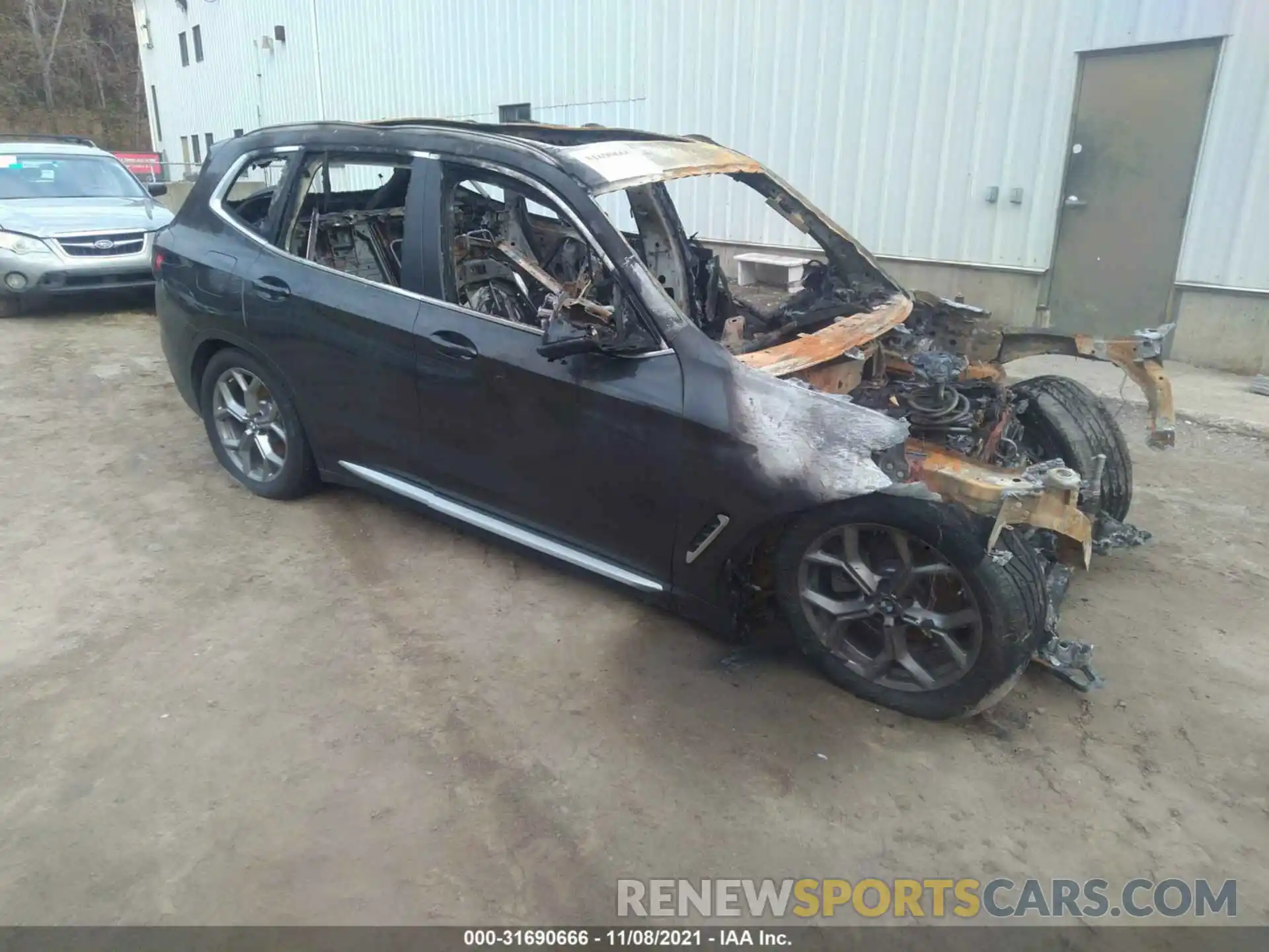 1 Photograph of a damaged car 5UX53DP0XN9J05396 BMW X3 2022