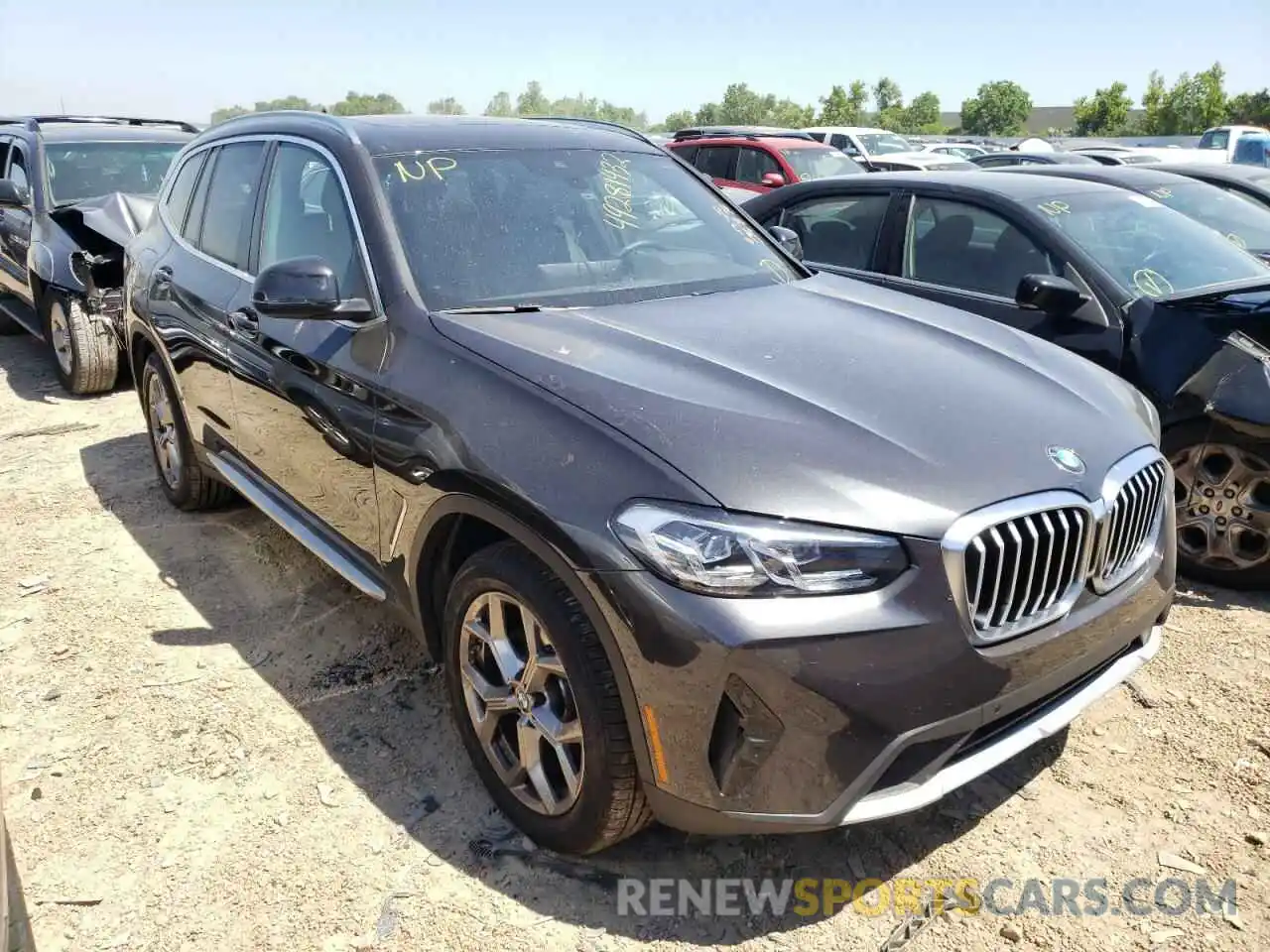 1 Photograph of a damaged car 5UX53DP0XN9K45822 BMW X3 2022