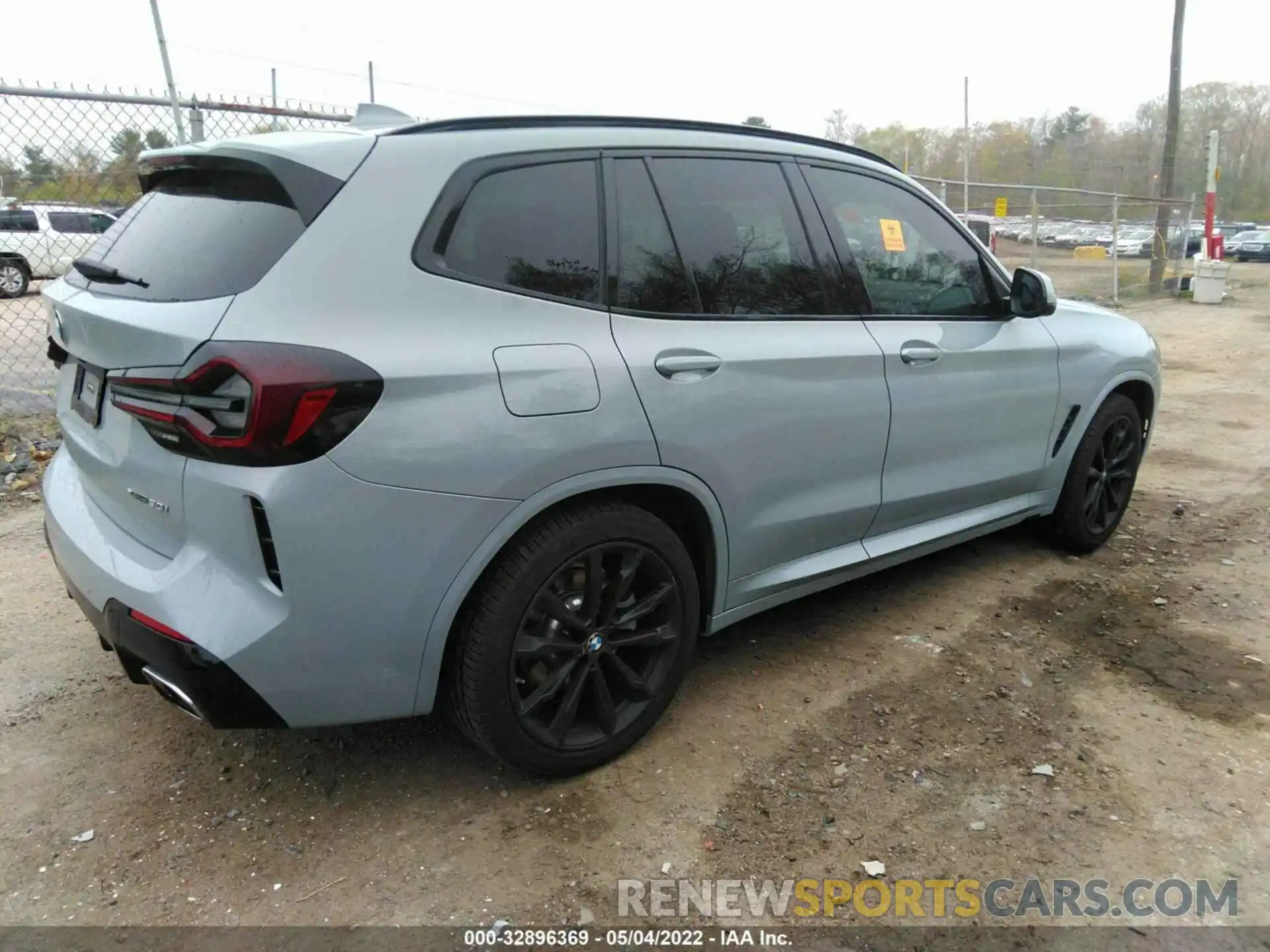 4 Фотография поврежденного автомобиля 5UX53DP0XN9K97399 BMW X3 2022