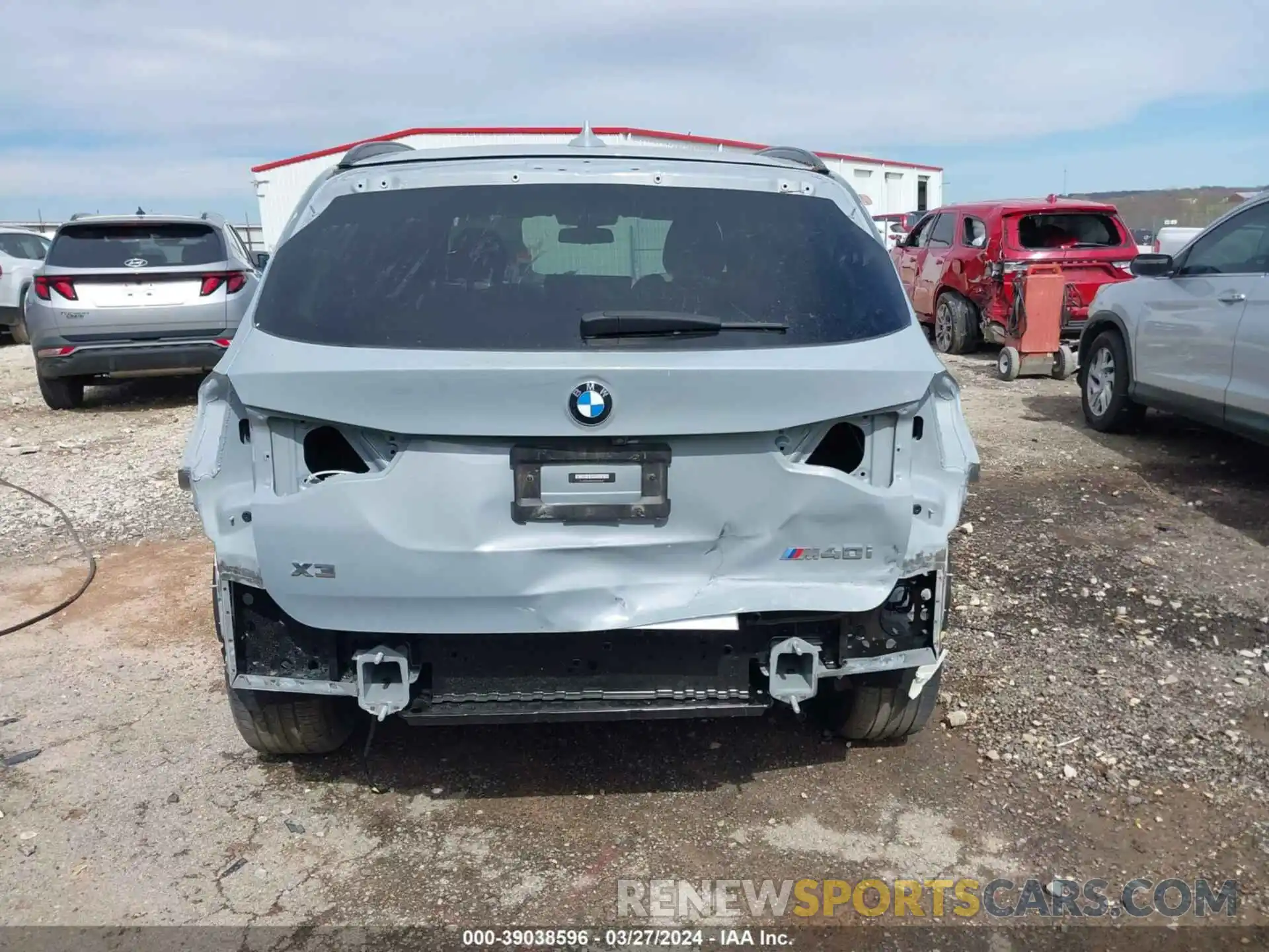 17 Photograph of a damaged car 5UX83DP05N9K58457 BMW X3 2022