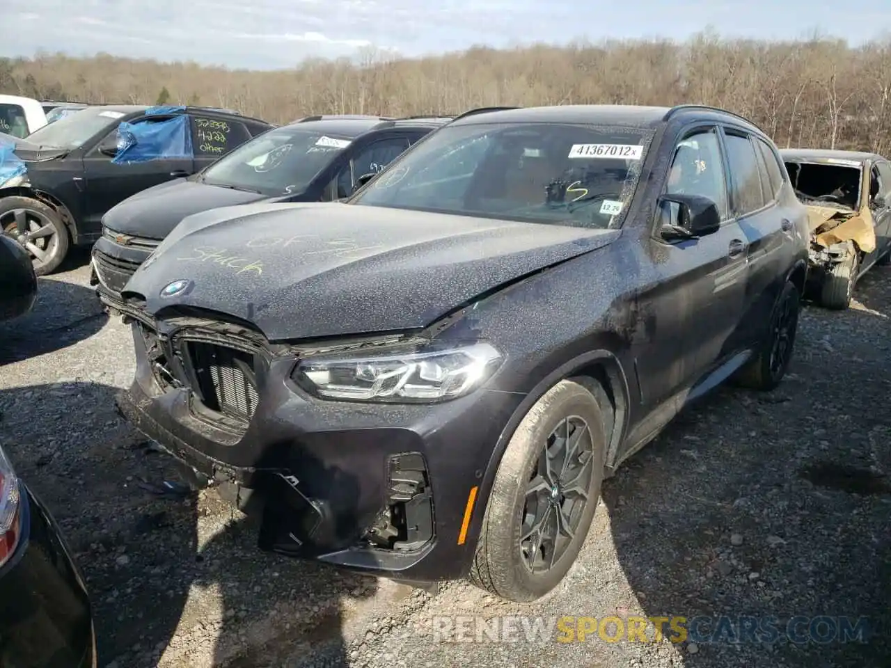 2 Photograph of a damaged car 5UX83DP09N9K92014 BMW X3 2022