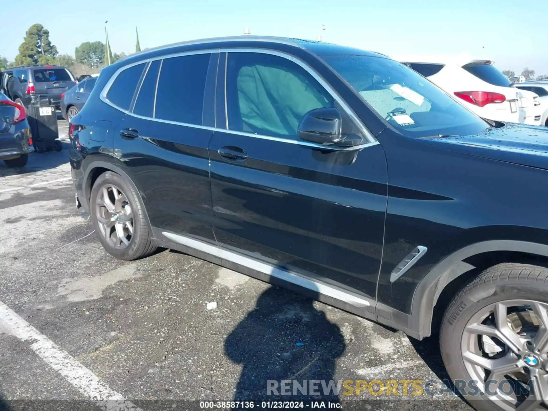 13 Photograph of a damaged car WBX47DP02NN186938 BMW X3 2022