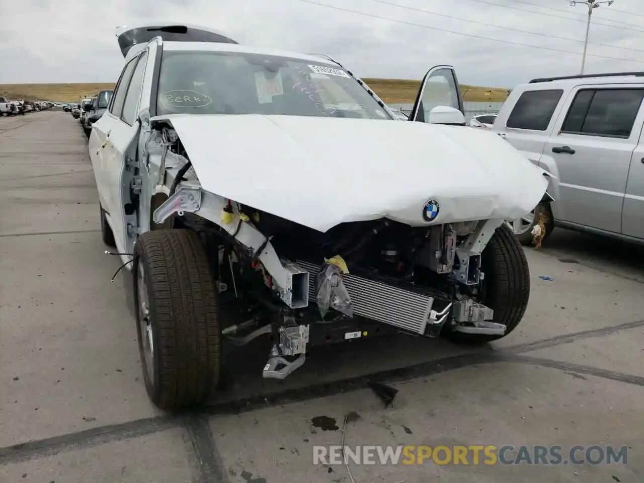 9 Photograph of a damaged car WBX57DP02NN148047 BMW X3 2022