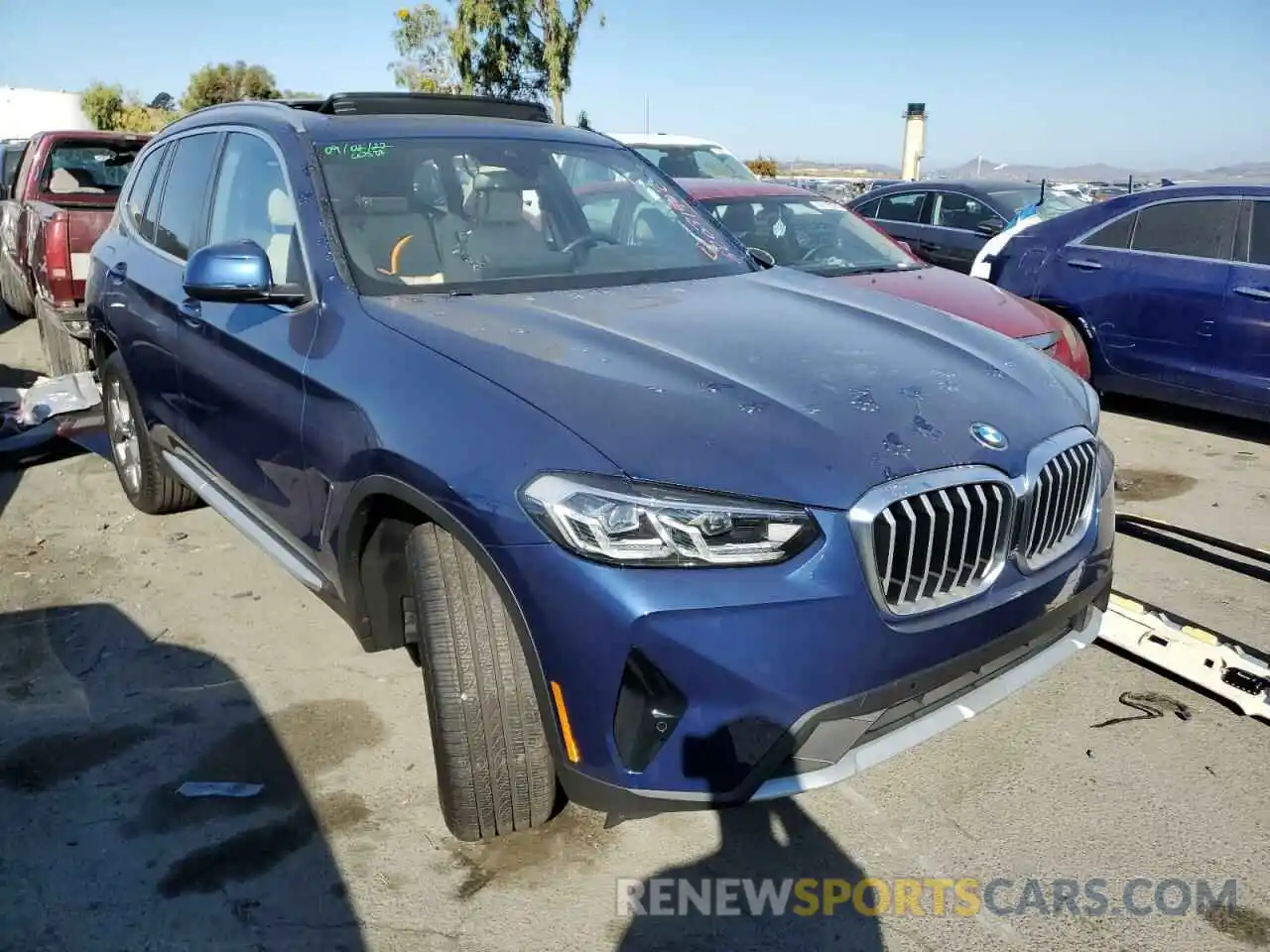 1 Photograph of a damaged car WBX57DP04NN143139 BMW X3 2022