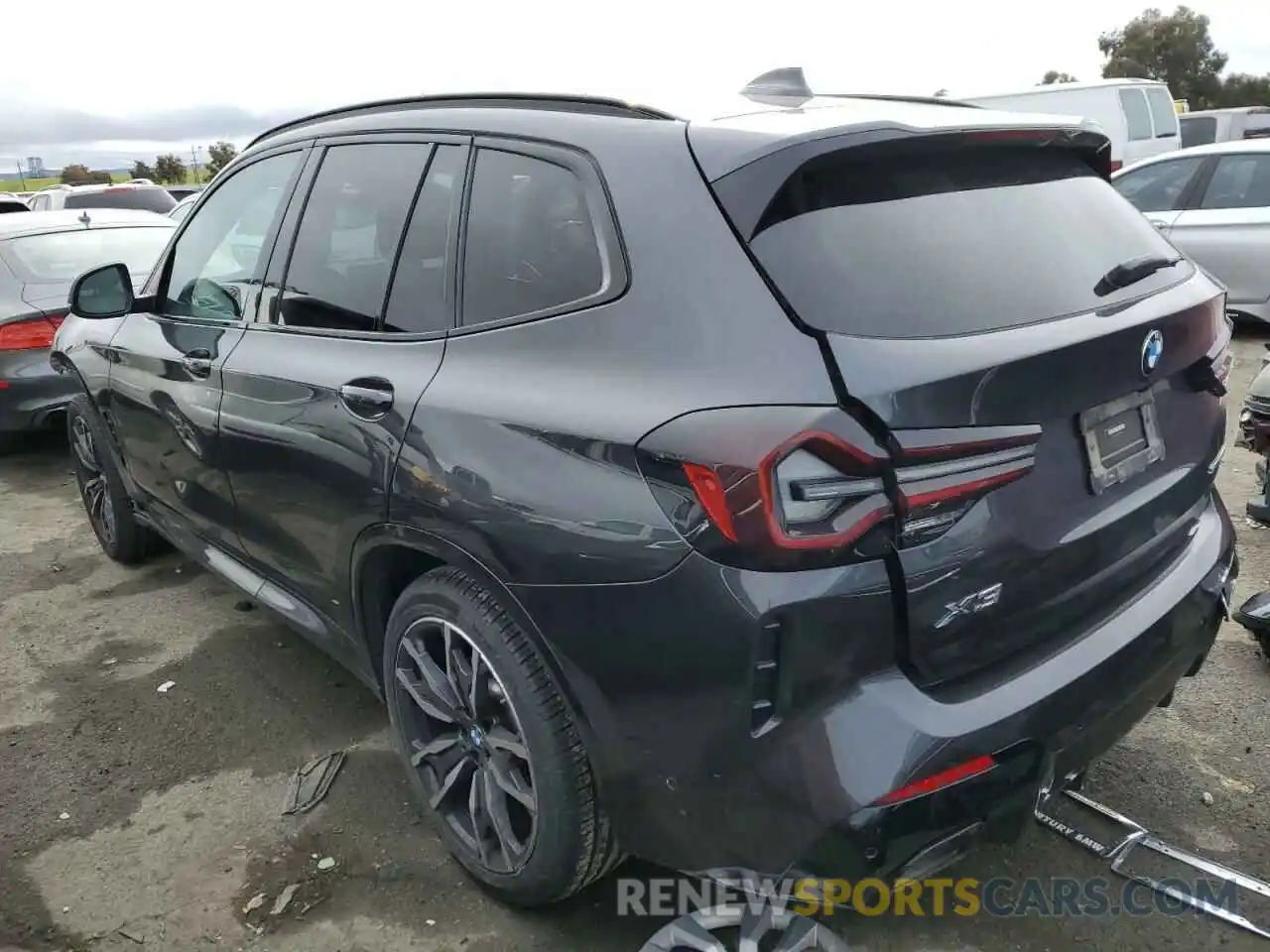 2 Photograph of a damaged car 5UX43DP00P9P84593 BMW X3 2023