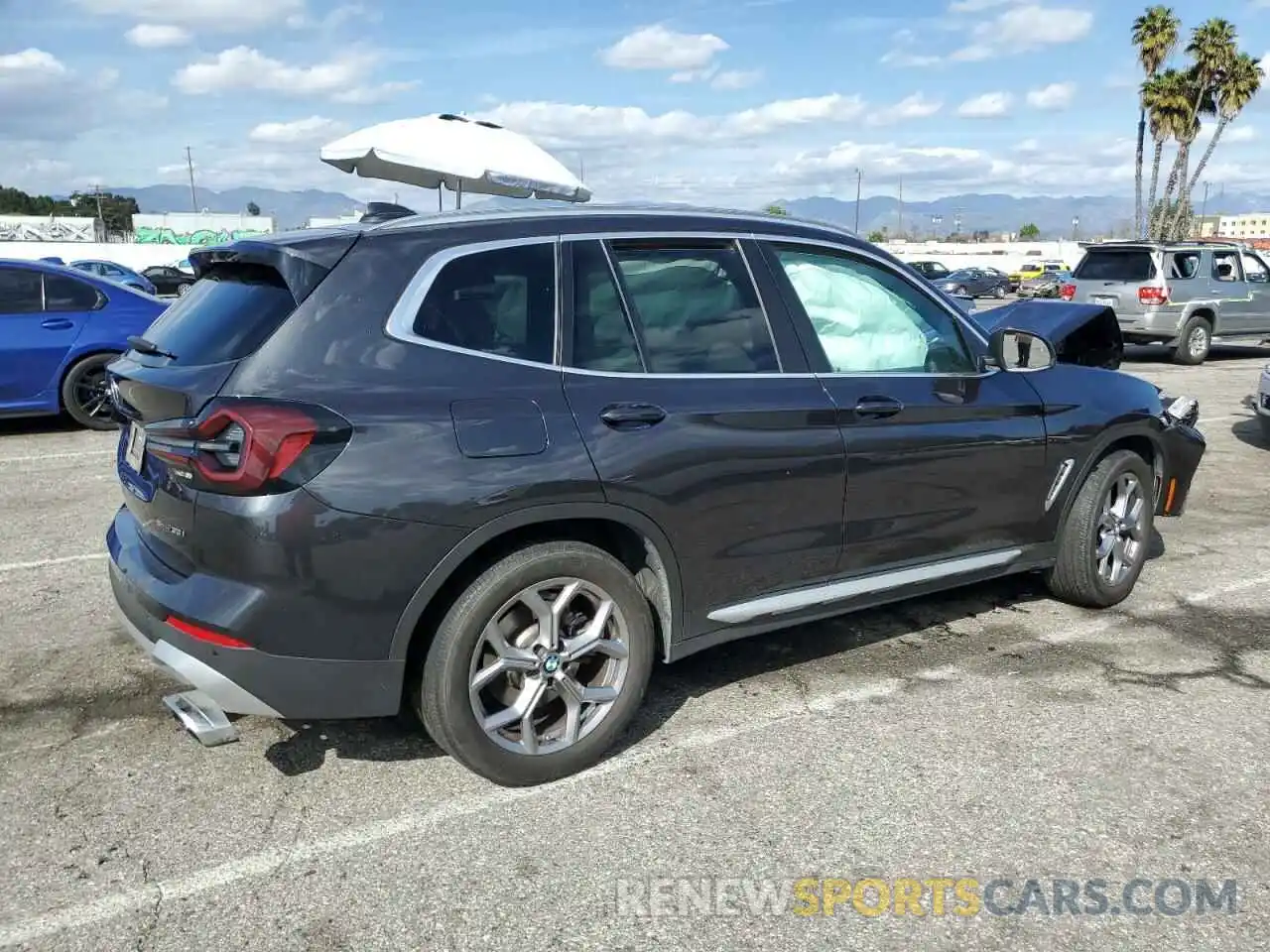 3 Photograph of a damaged car 5UX43DP01P9R40785 BMW X3 2023