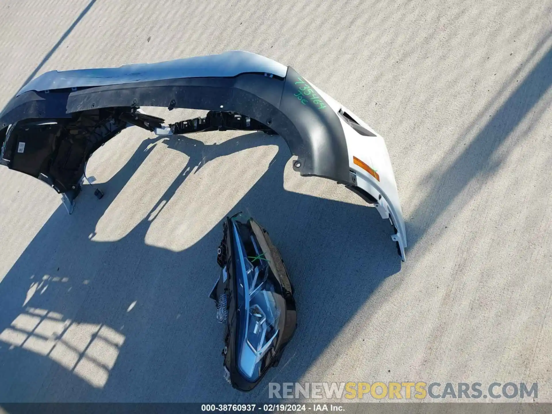 12 Photograph of a damaged car 5UX43DP01P9S57159 BMW X3 2023