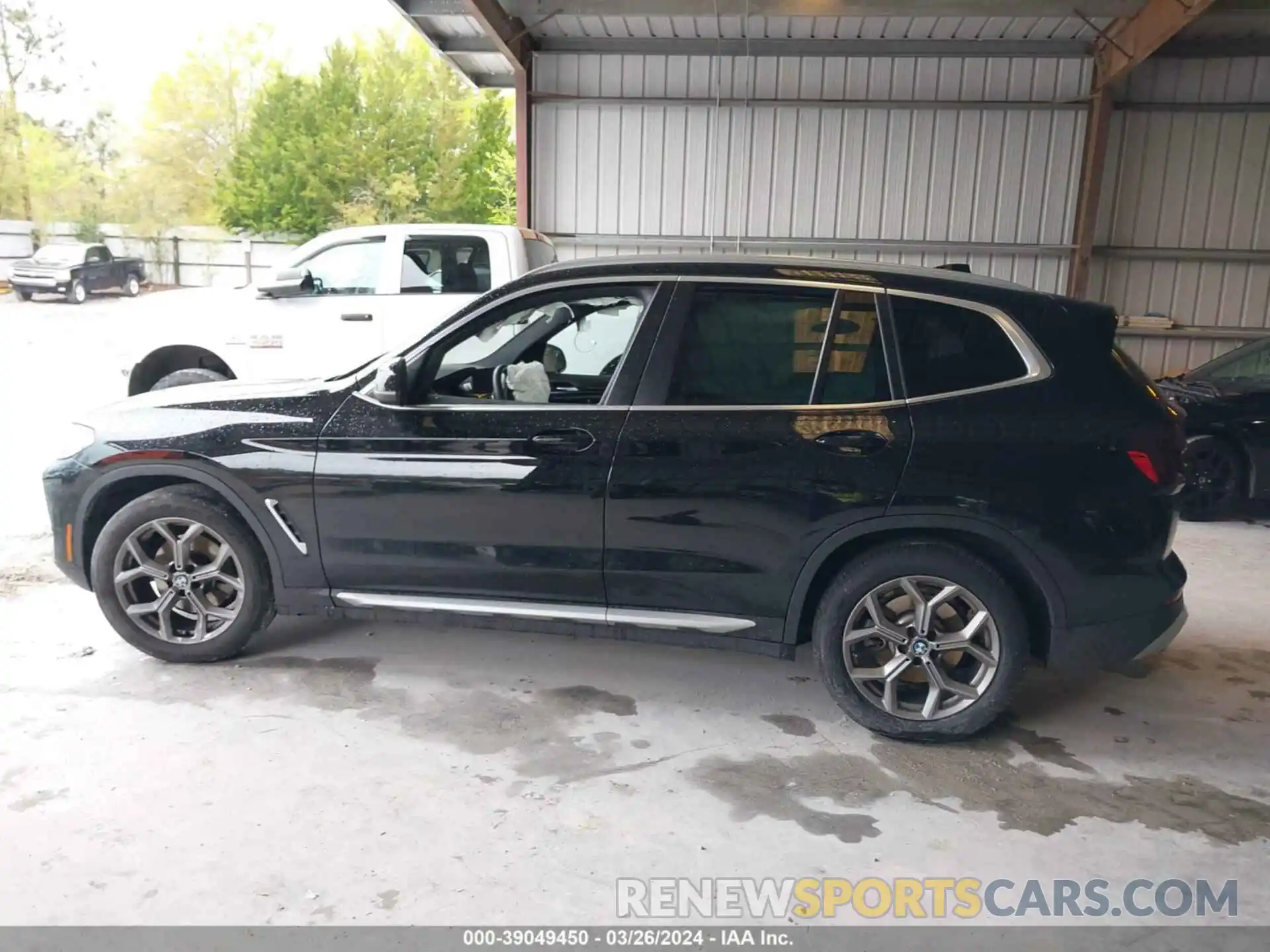 13 Photograph of a damaged car 5UX43DP02P9R45669 BMW X3 2023