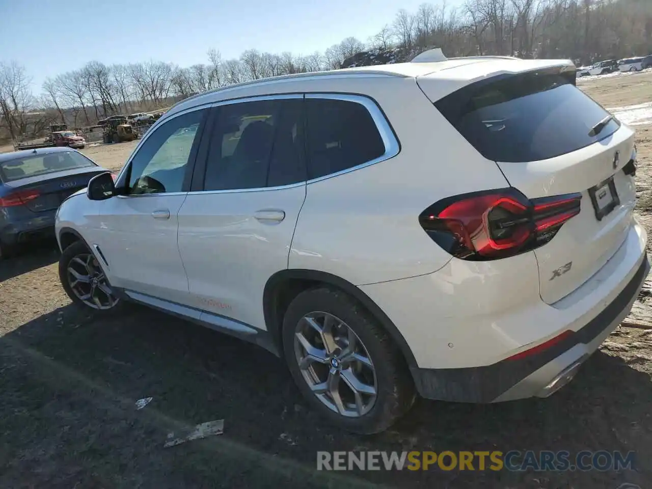 2 Photograph of a damaged car 5UX53DP08P9R99739 BMW X3 2023