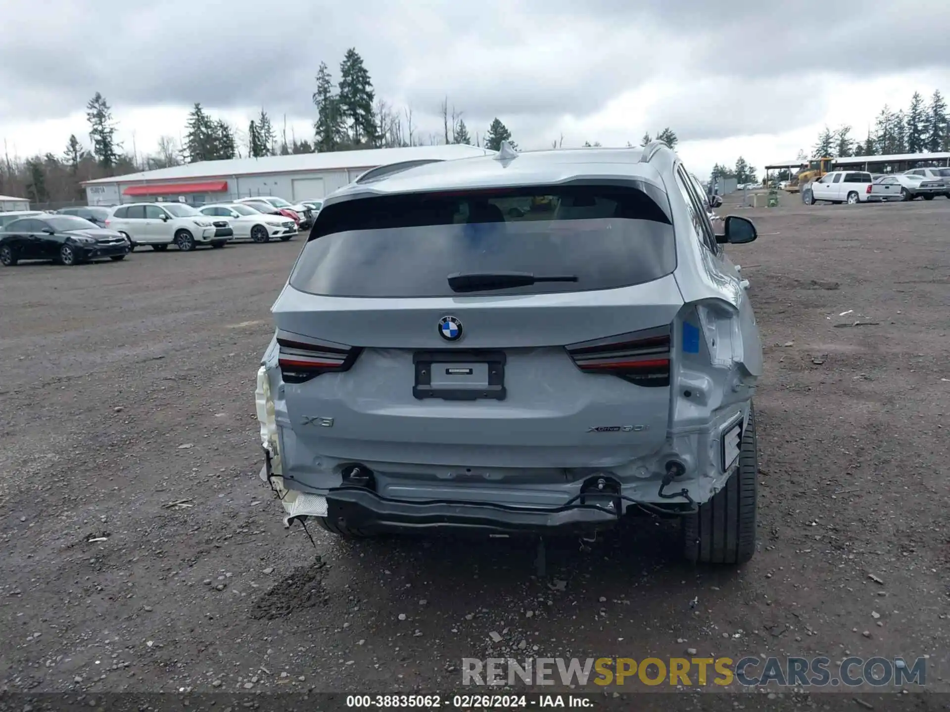 17 Photograph of a damaged car 5UX53DP0XP9N56766 BMW X3 2023