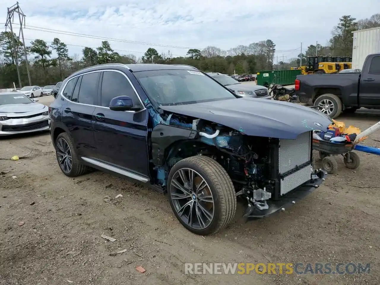 4 Photograph of a damaged car 5UX43DP0XR9U81193 BMW X3 2024