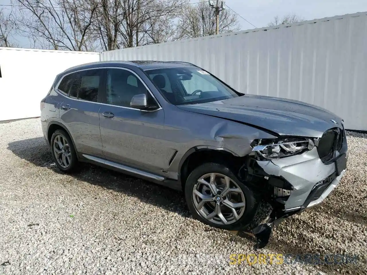 4 Photograph of a damaged car 5UX53DP02R9V05894 BMW X3 2024