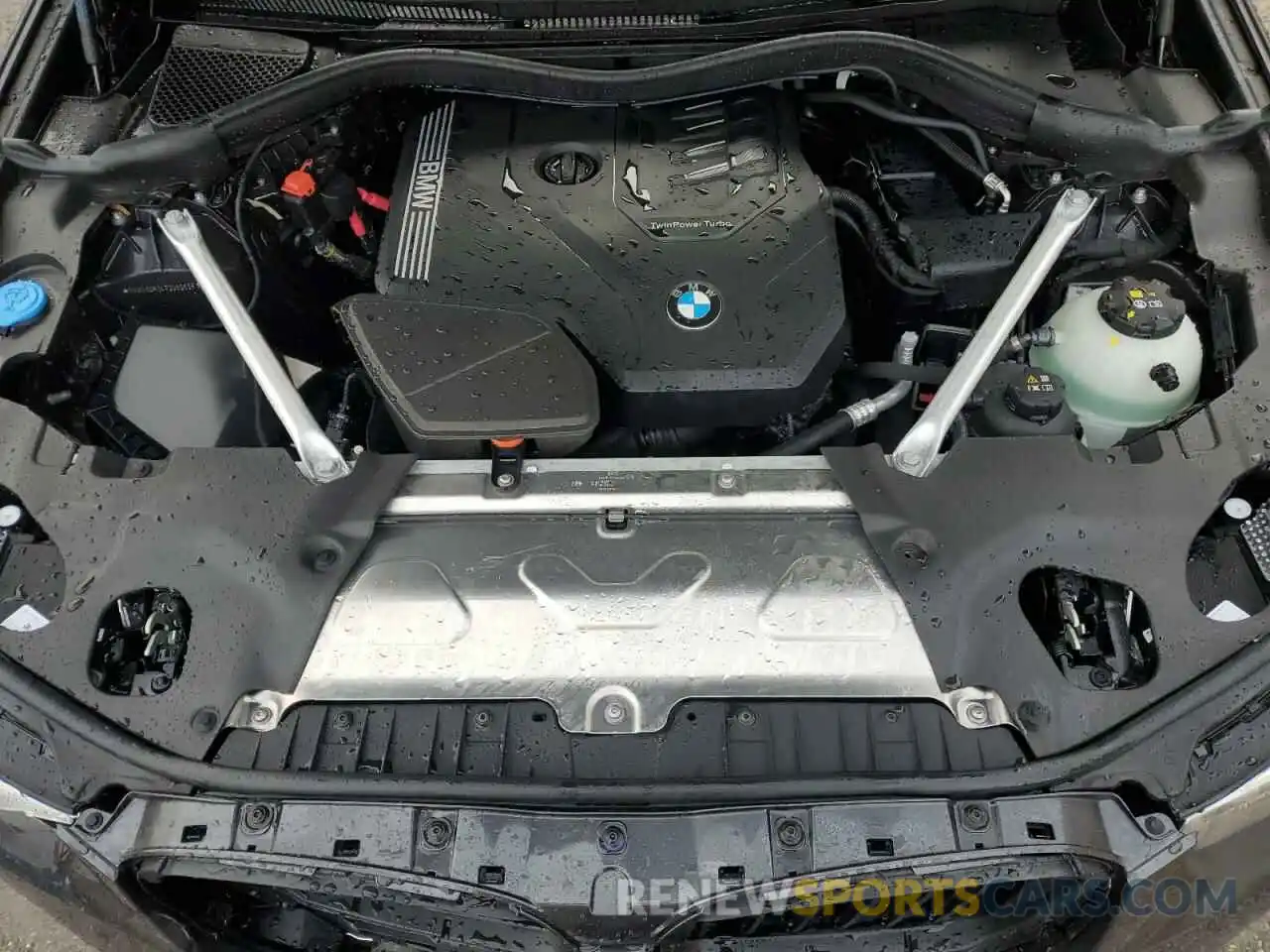 11 Photograph of a damaged car 5UX53DP04R9U65656 BMW X3 2024
