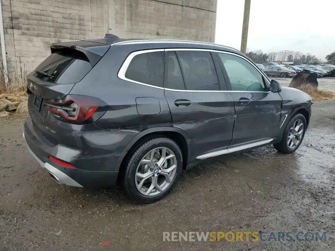 3 Photograph of a damaged car 5UX53DP04R9U65656 BMW X3 2024