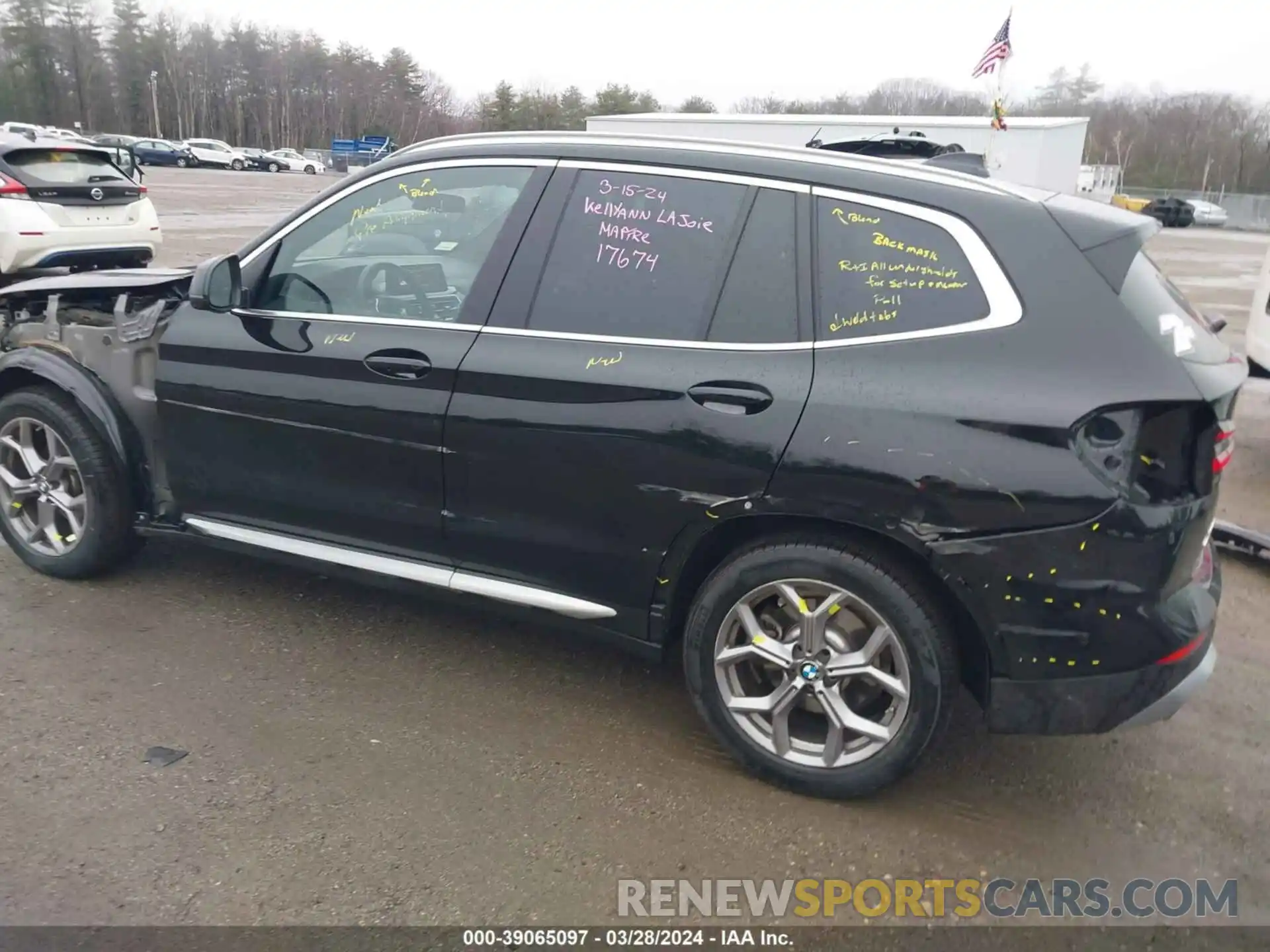 15 Photograph of a damaged car 5UX53DP04R9V11146 BMW X3 2024