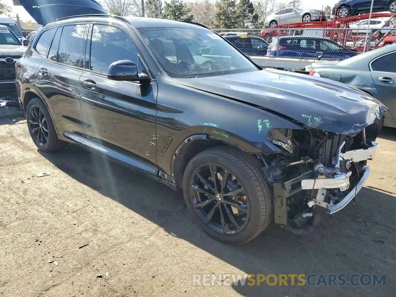 4 Photograph of a damaged car 5UX53DP06R9U90669 BMW X3 2024