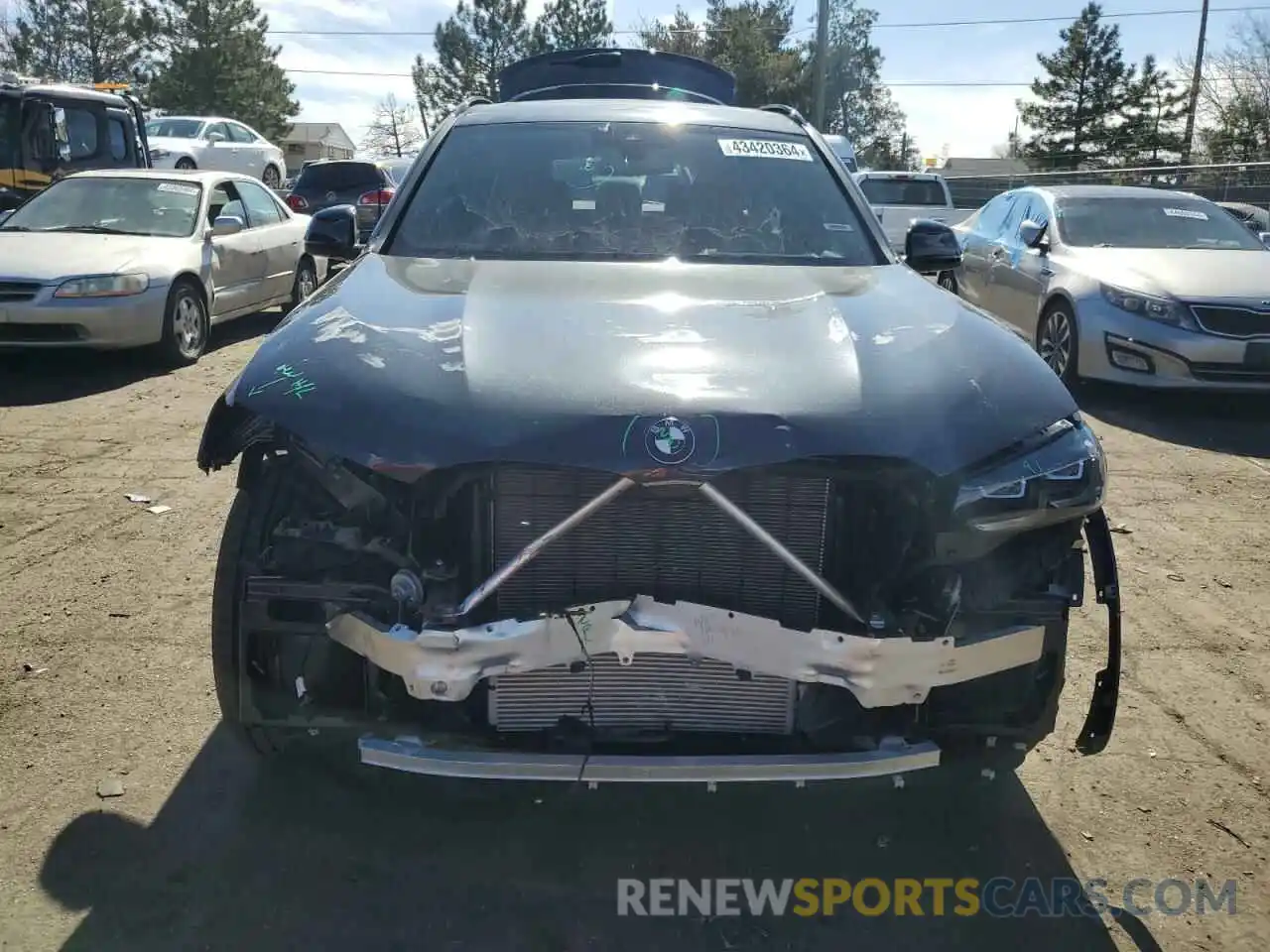 5 Photograph of a damaged car 5UX53DP06R9U90669 BMW X3 2024