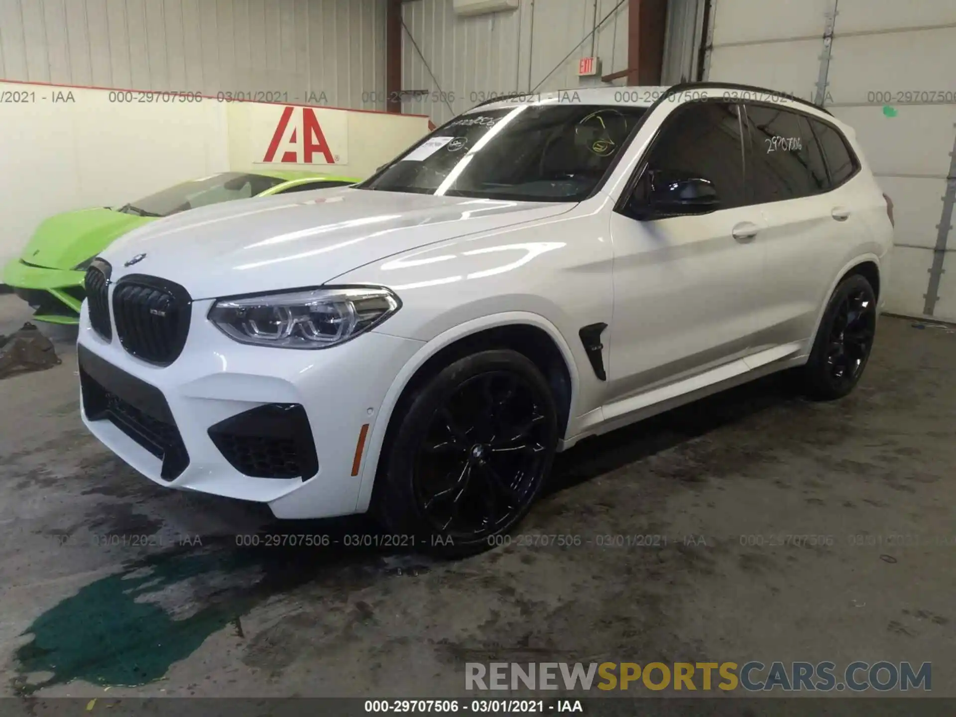 2 Фотография поврежденного автомобиля 5YMTS0C01LLA57940 BMW X3 M 2020