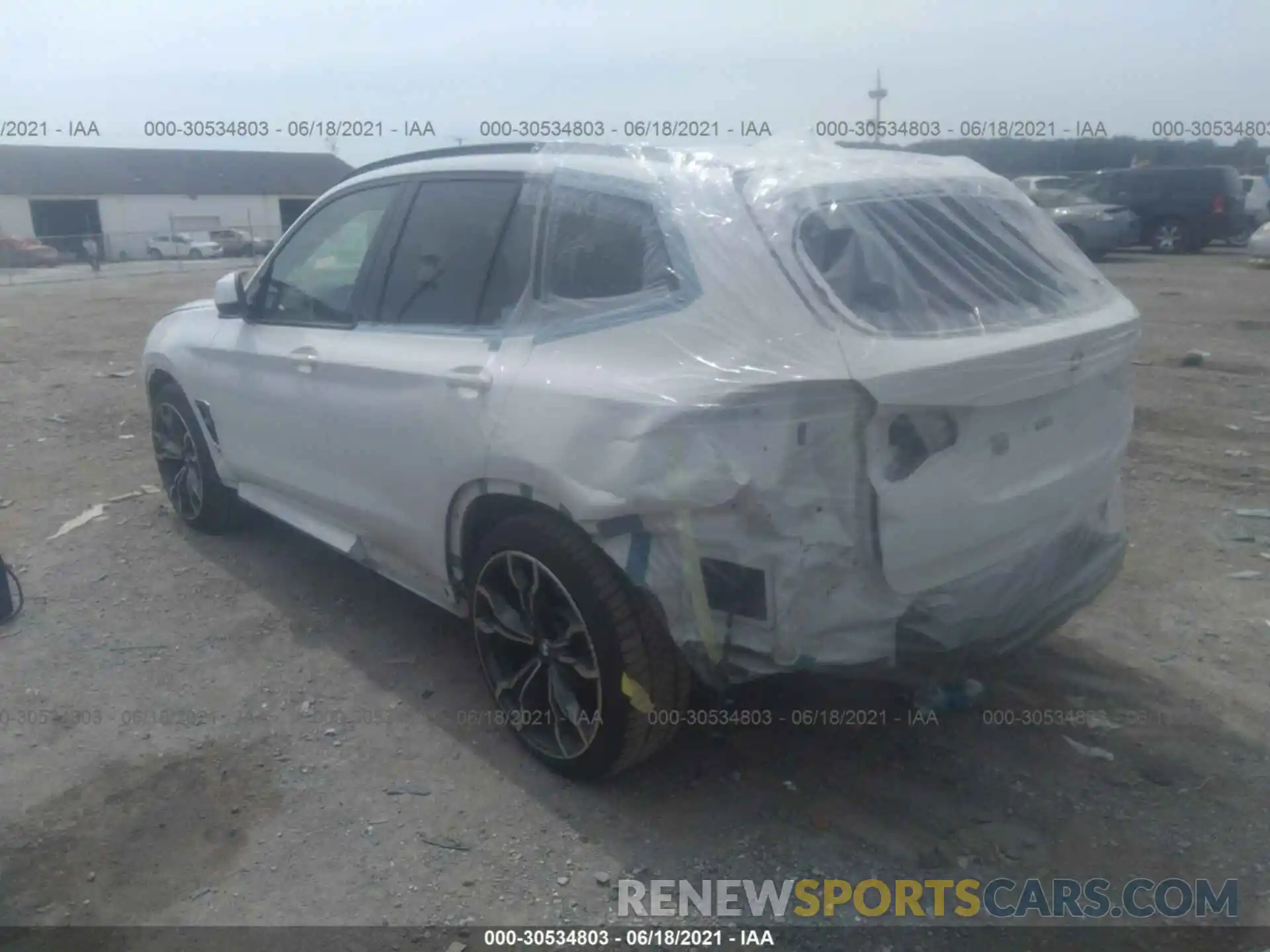 3 Photograph of a damaged car 5YMTS0C01LLT11093 BMW X3 M 2020