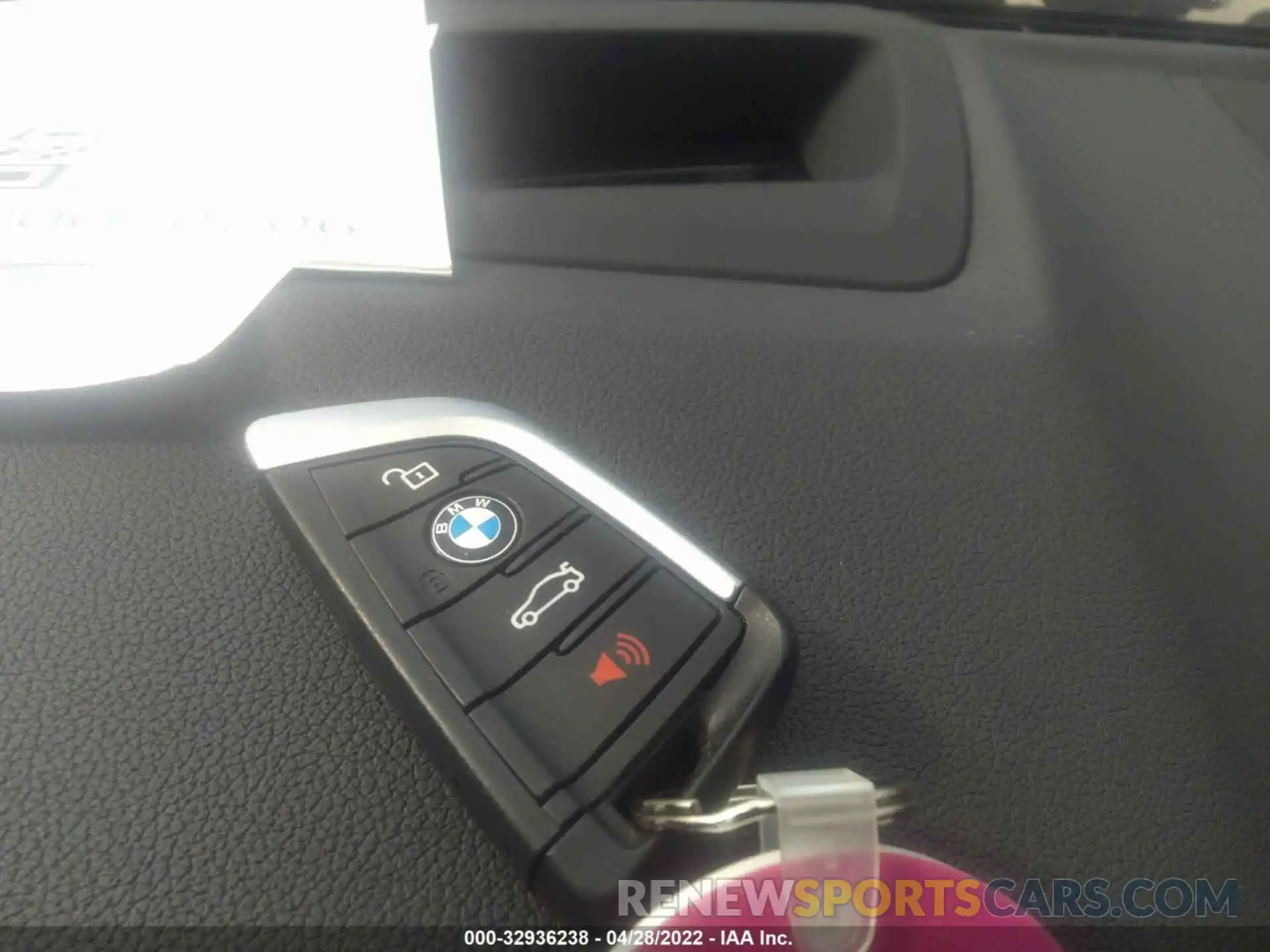 11 Фотография поврежденного автомобиля 5YMTS0C04L9B67247 BMW X3 M 2020