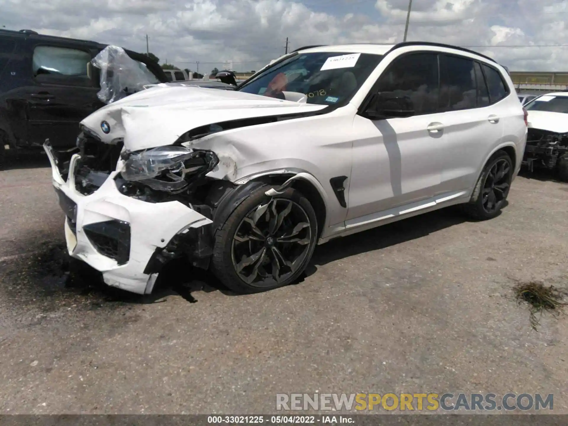 2 Photograph of a damaged car 5YMTS0C05LLT11078 BMW X3 M 2020