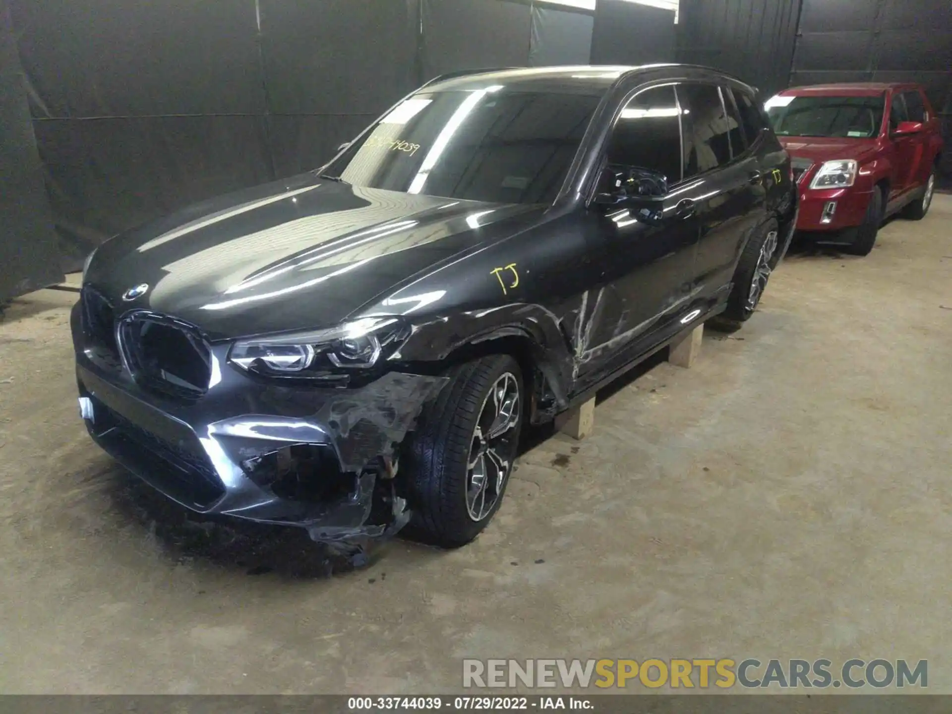 6 Photograph of a damaged car 5YMTS0C09LLT10273 BMW X3 M 2020