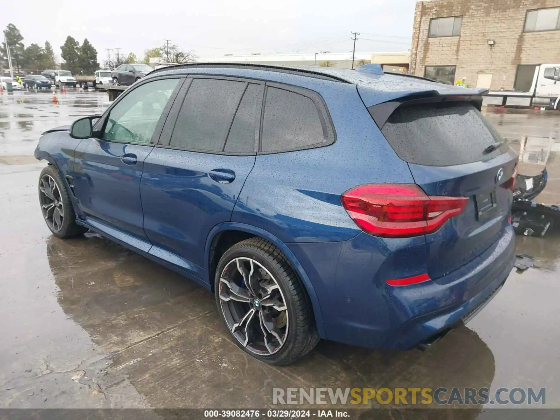 3 Фотография поврежденного автомобиля 5YMTS0C00M9G11807 BMW X3 M 2021