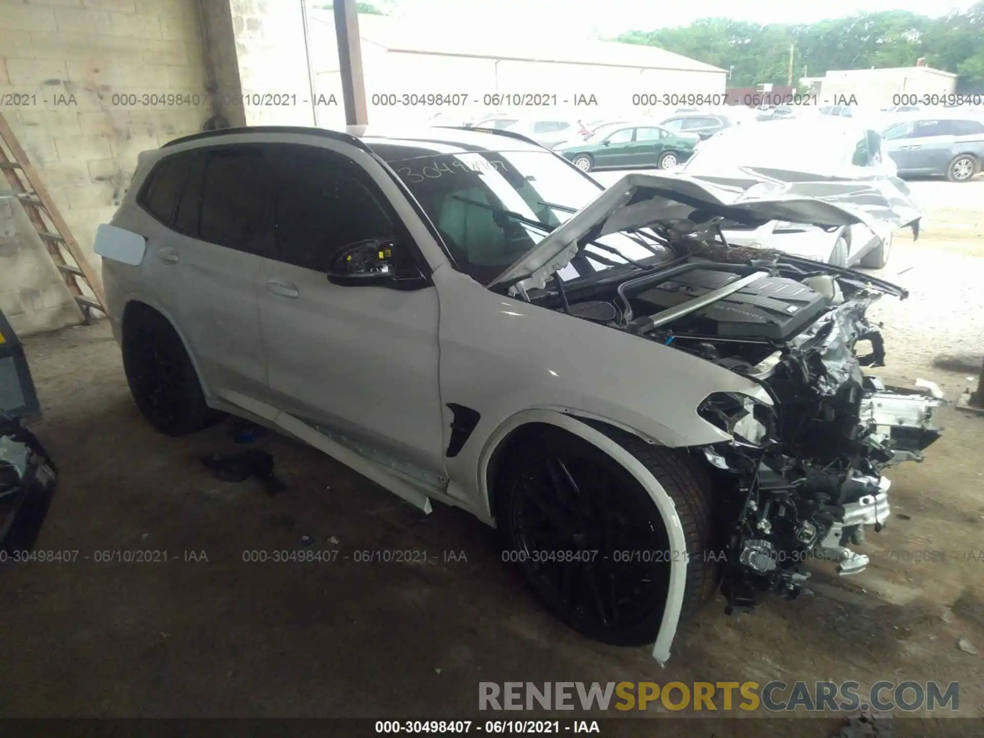 1 Photograph of a damaged car 5YMTS0C07M9F00011 BMW X3 M 2021