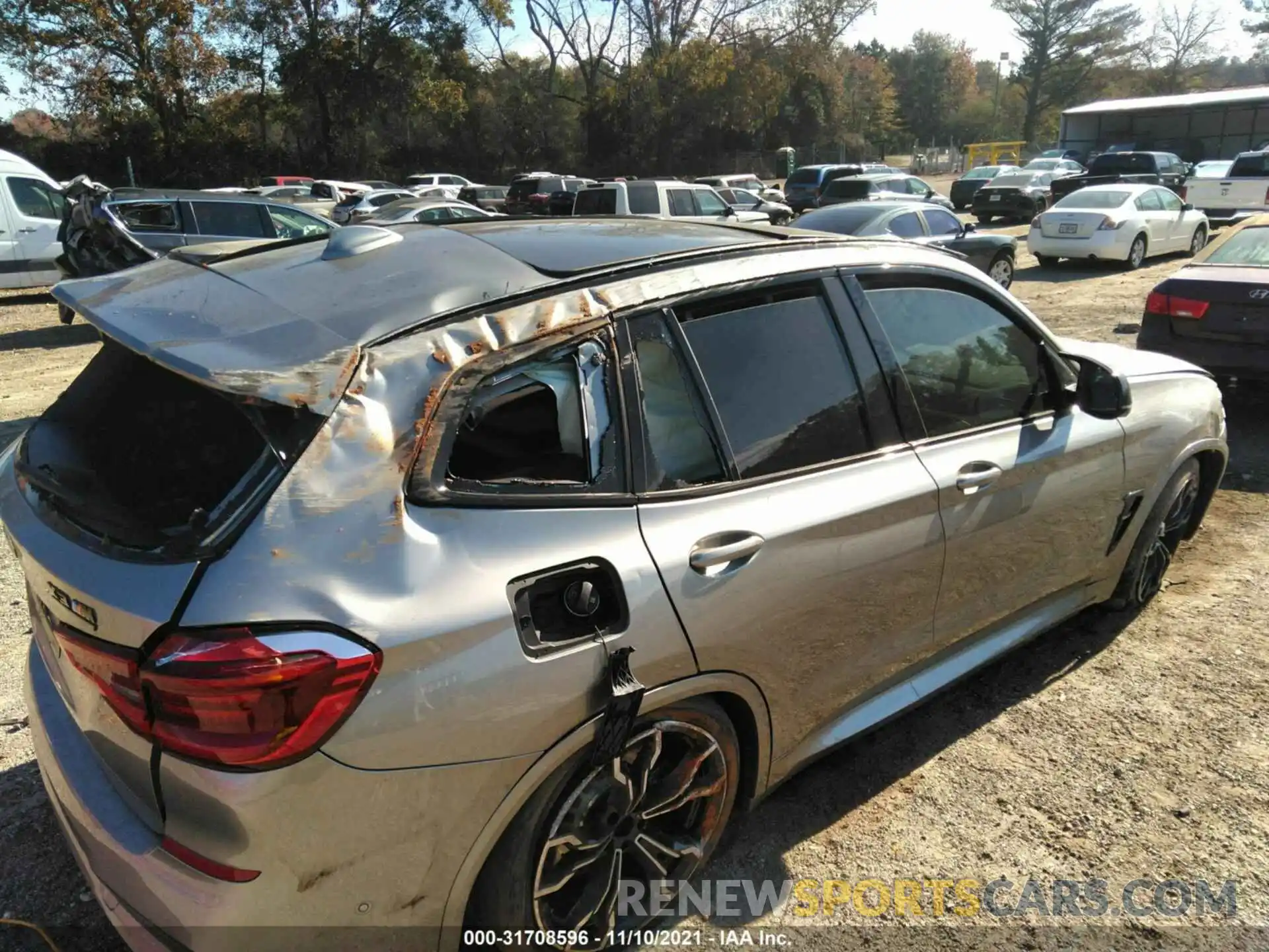 6 Photograph of a damaged car 5YMTS0C08M9F86283 BMW X3 M 2021