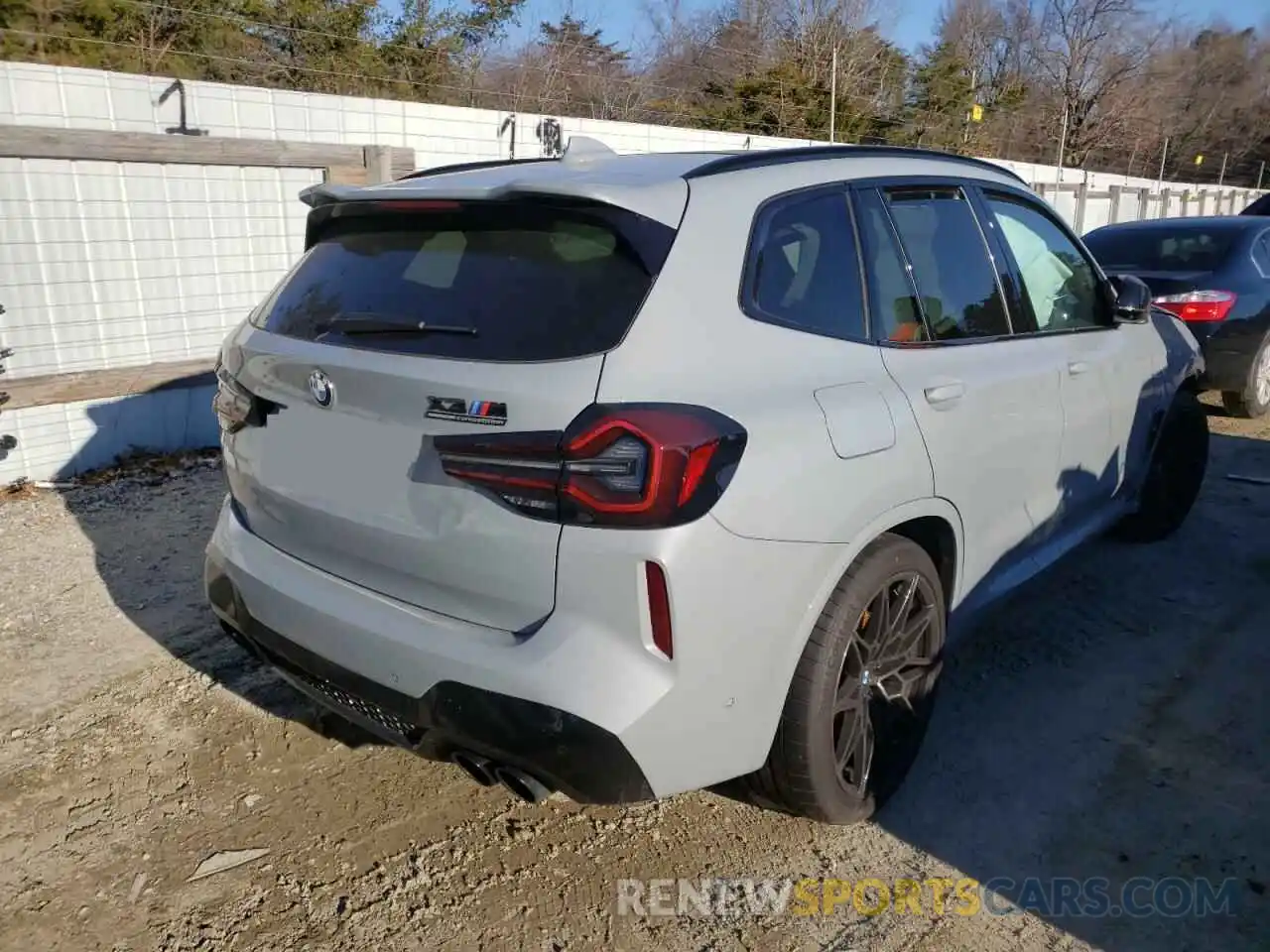 4 Фотография поврежденного автомобиля 5YM13EC01N9K64780 BMW X3 M 2022