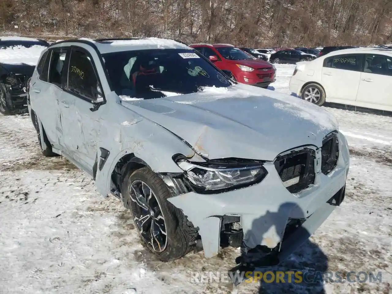 1 Photograph of a damaged car 5YM13EC06N9J41816 BMW X3 M 2022