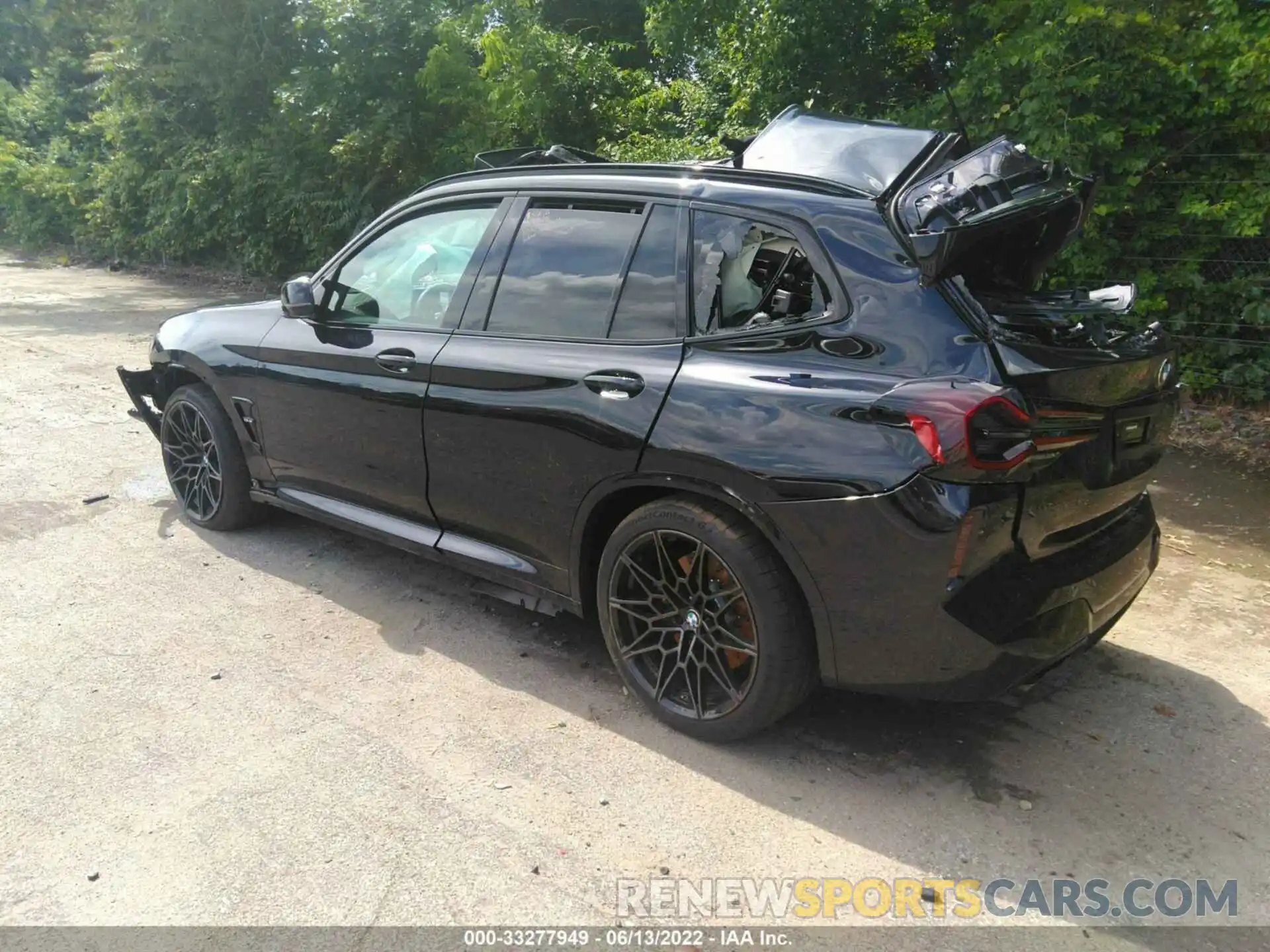 3 Фотография поврежденного автомобиля 5YM13EC09N9L05480 BMW X3 M 2022