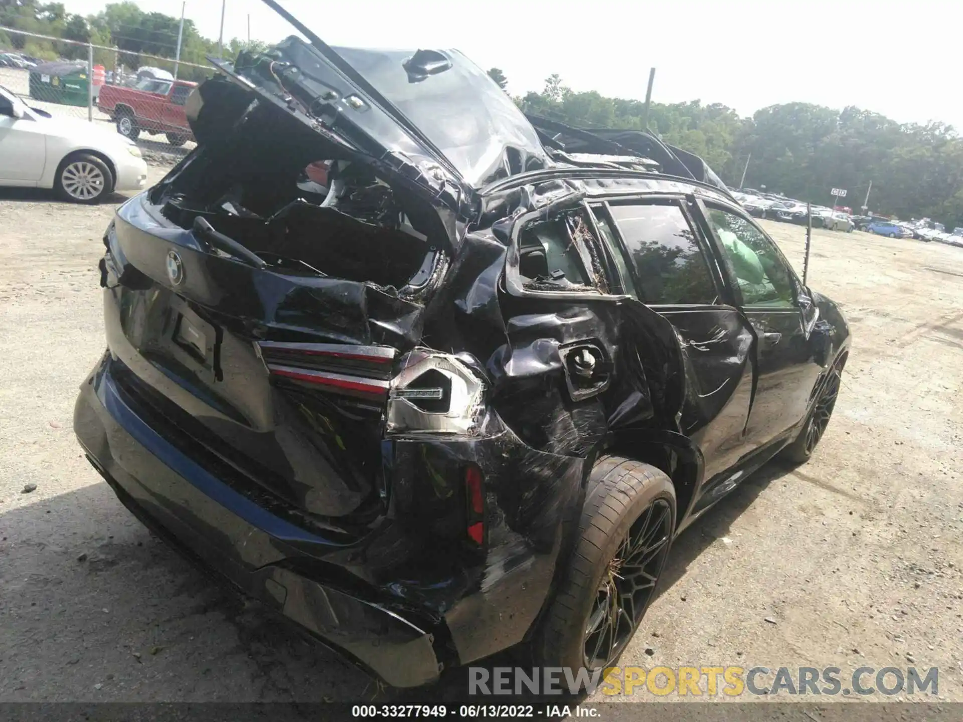 6 Photograph of a damaged car 5YM13EC09N9L05480 BMW X3 M 2022